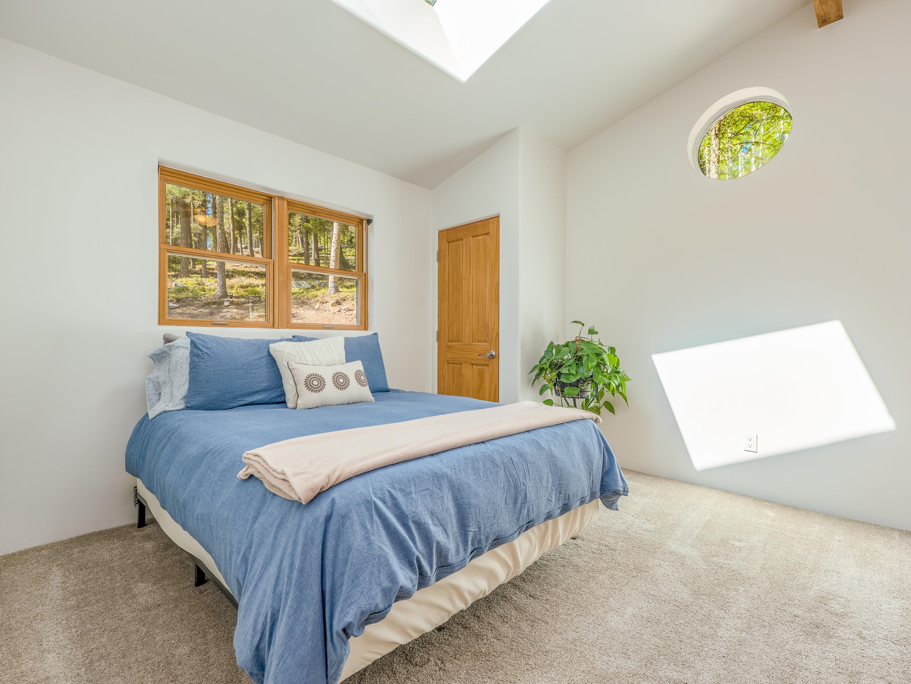 Angel Fire, New Mexico 87710, United States, 4 Bedrooms Bedrooms, ,3 BathroomsBathrooms,Residential,Pending,149737