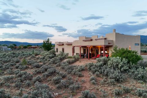 Homes For Sale - 66 Vista Del Ocaso Road<br/> Ranchos de Taos, NM 87577