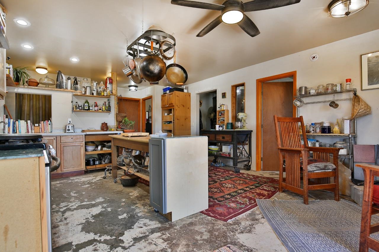4 Luz Del Monte Rd, El Prado, New Mexico image 10