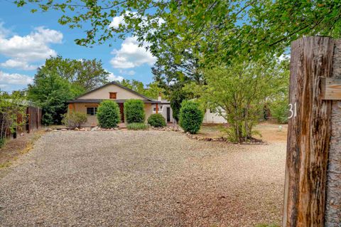 Homes For Sale - 18 Camino Abajo De La Loma<br/> Taos County, Ranchos de Taos, NM 87557