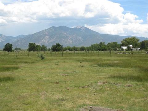 La Senisa Road Taos NM 87571