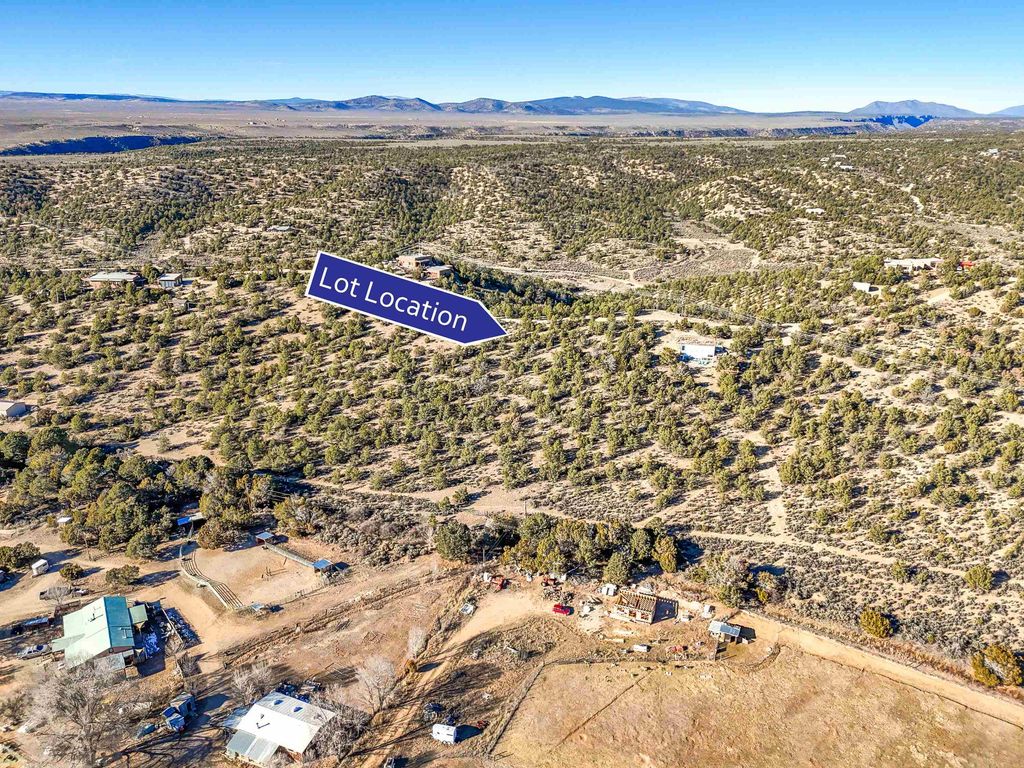Photo of Tres Lomas Road, Arroyo Hondo, NM 87513 (MLS # 114601)