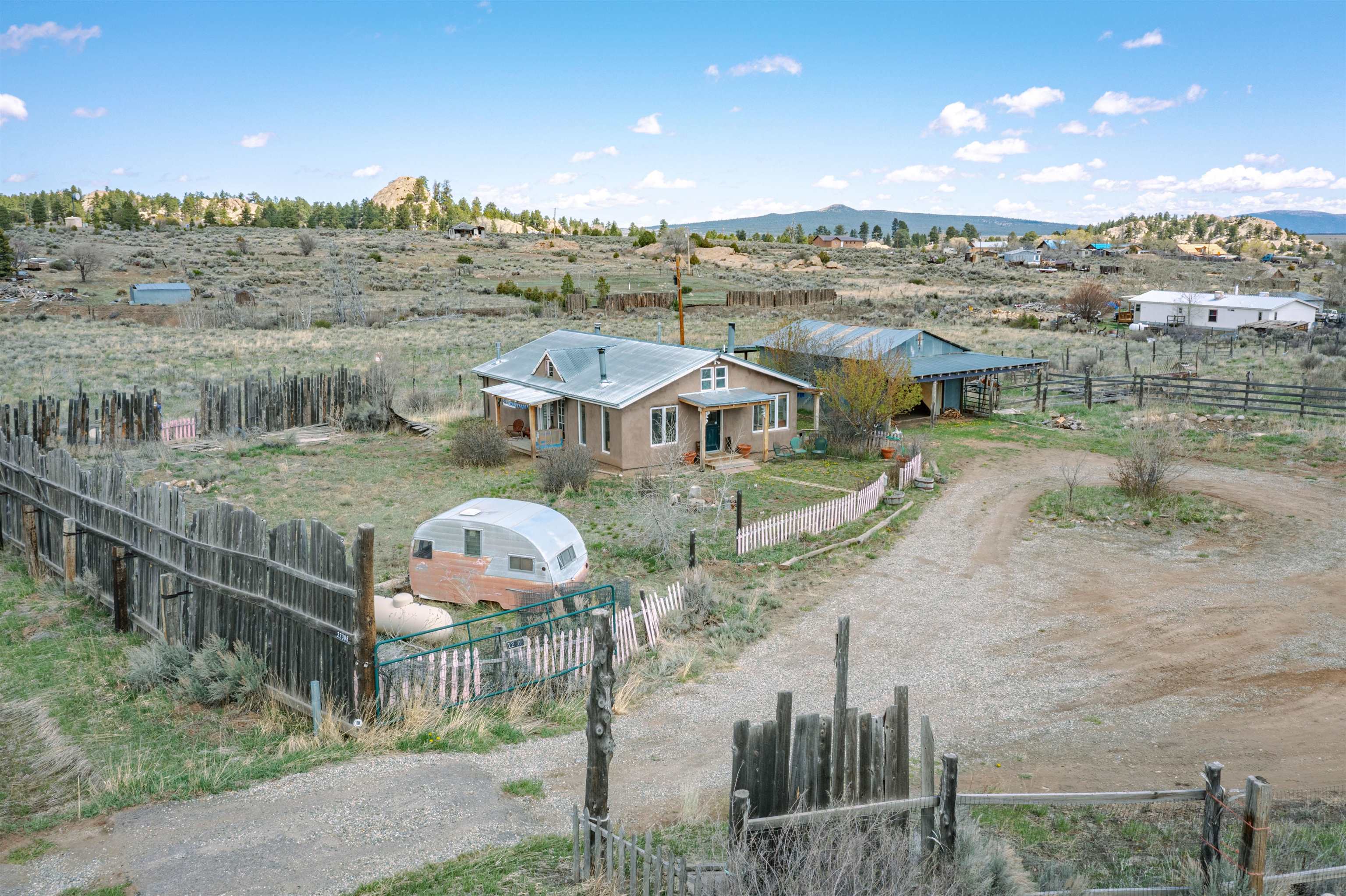22308 Hwy 64, Taos, New Mexico image 16