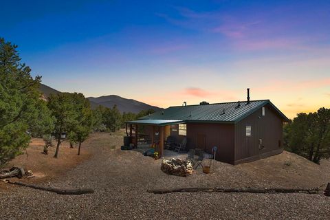 Photo of 121 Llano Road, Questa, NM 87556 (MLS # 113822)