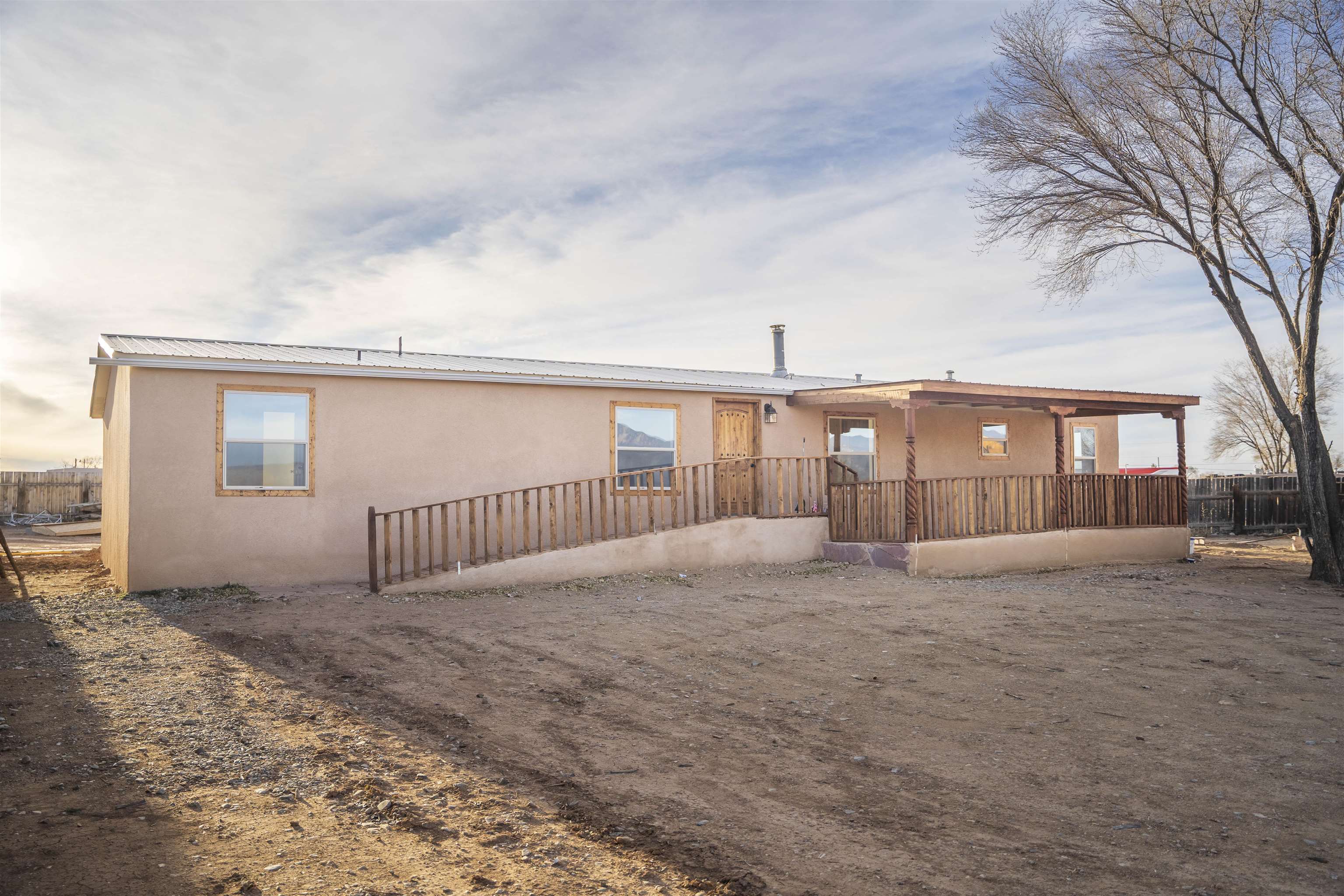 16 Medina Lane, Ranchos de Taos, New Mexico image 1