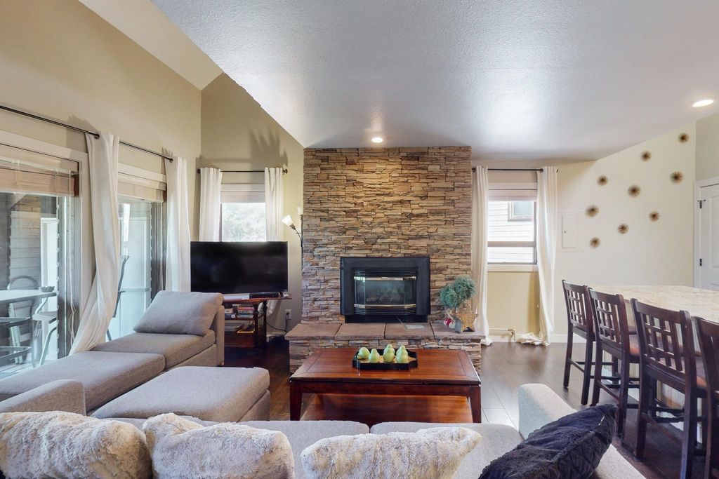 Photo of 65 Vail Ave B10 Ave #B-10, Angel Fire, NM 87710 (MLS # 113420)