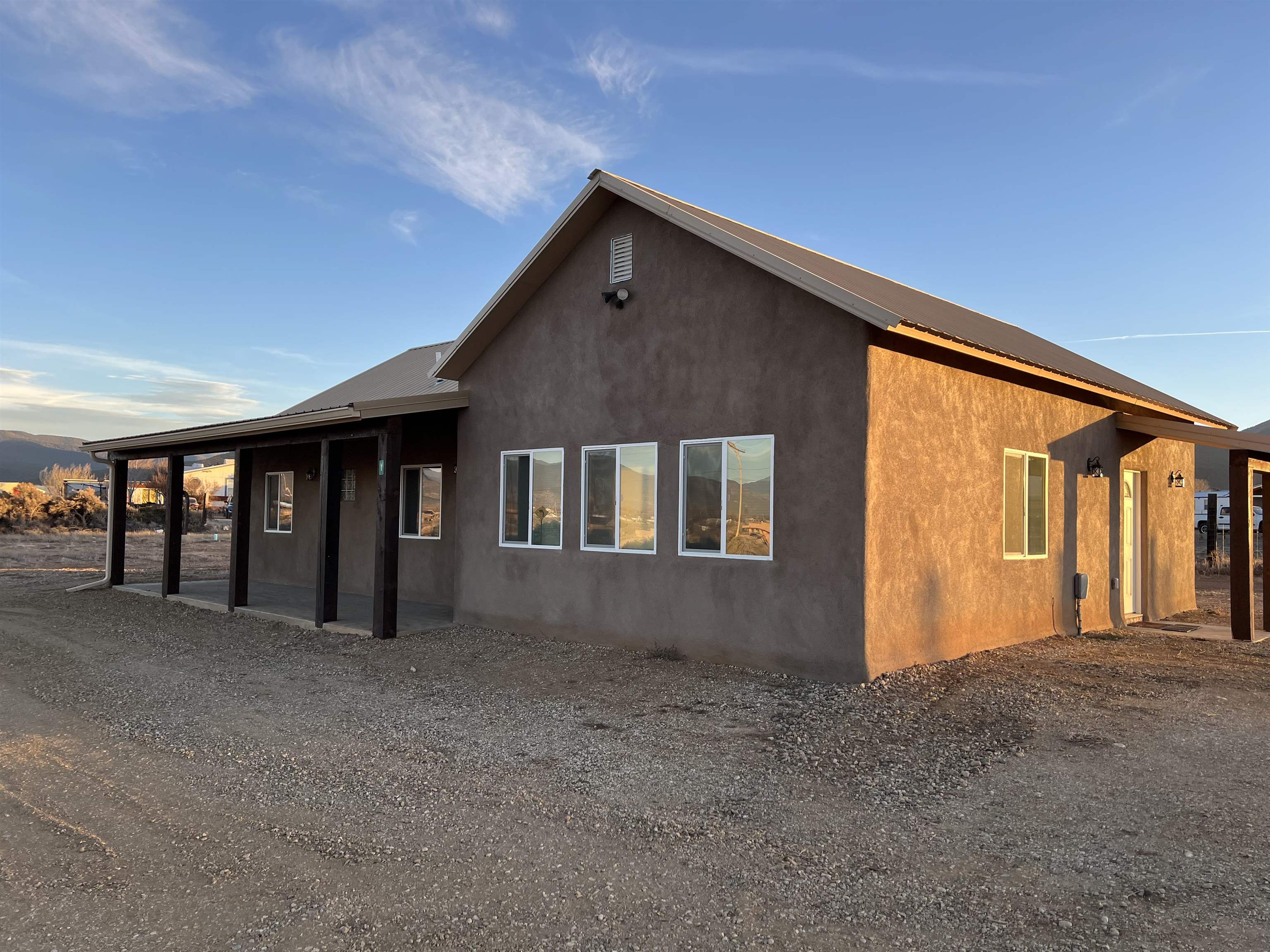 1 Ashley G Lane, Ranchos de Taos, New Mexico image 1