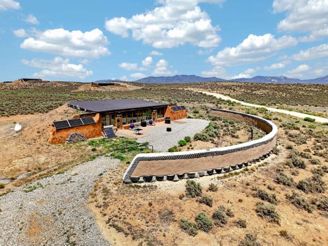 Homes For Sale - 76 Earthship Way<br/> Tres Piedras, NM 87577