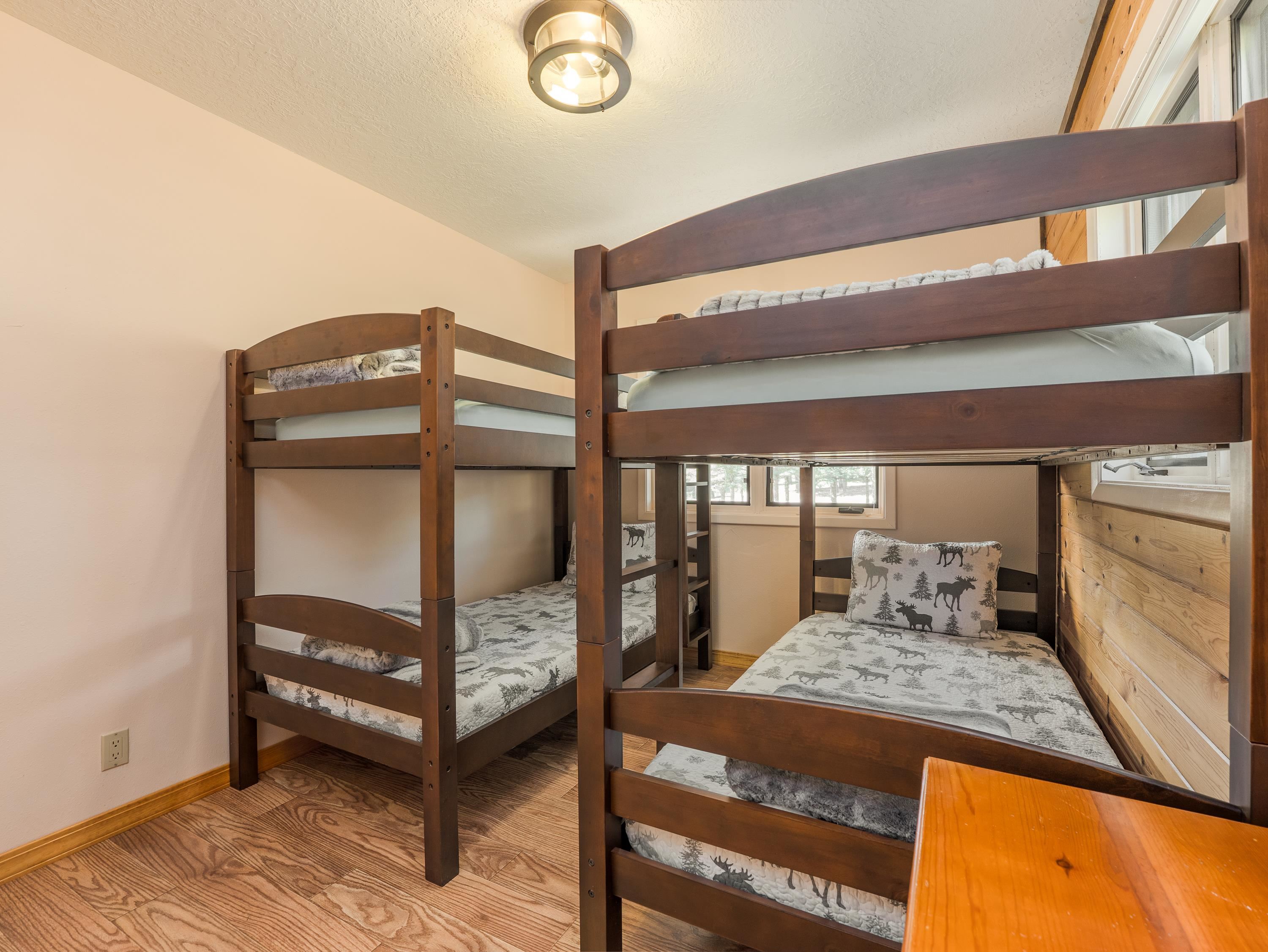 Angel Fire, New Mexico 87710, United States, 3 Bedrooms Bedrooms, ,2 BathroomsBathrooms,Residential,Pending,205881