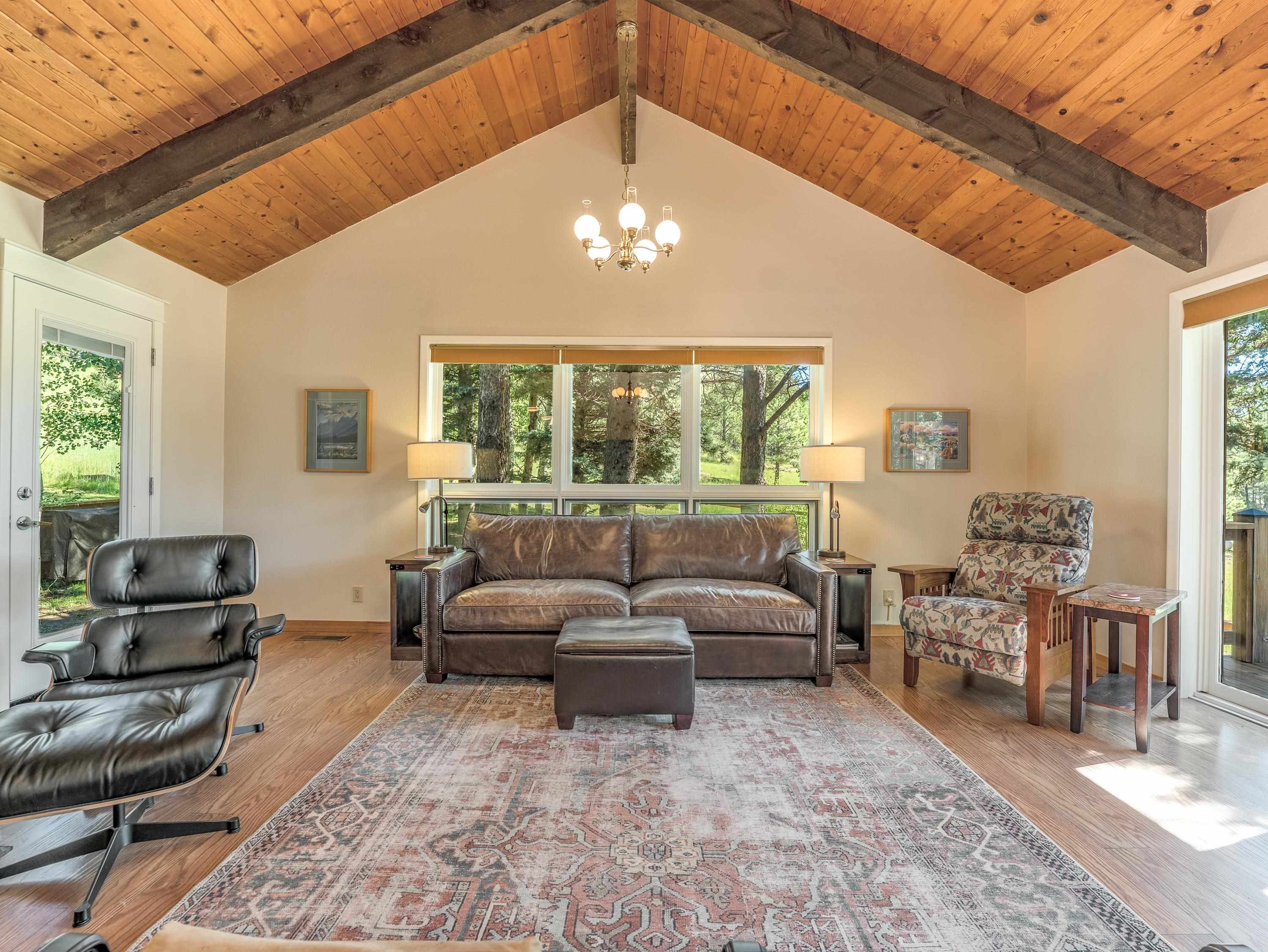 Angel Fire, New Mexico 87710, United States, 3 Bedrooms Bedrooms, ,2 BathroomsBathrooms,Residential,Pending,205881