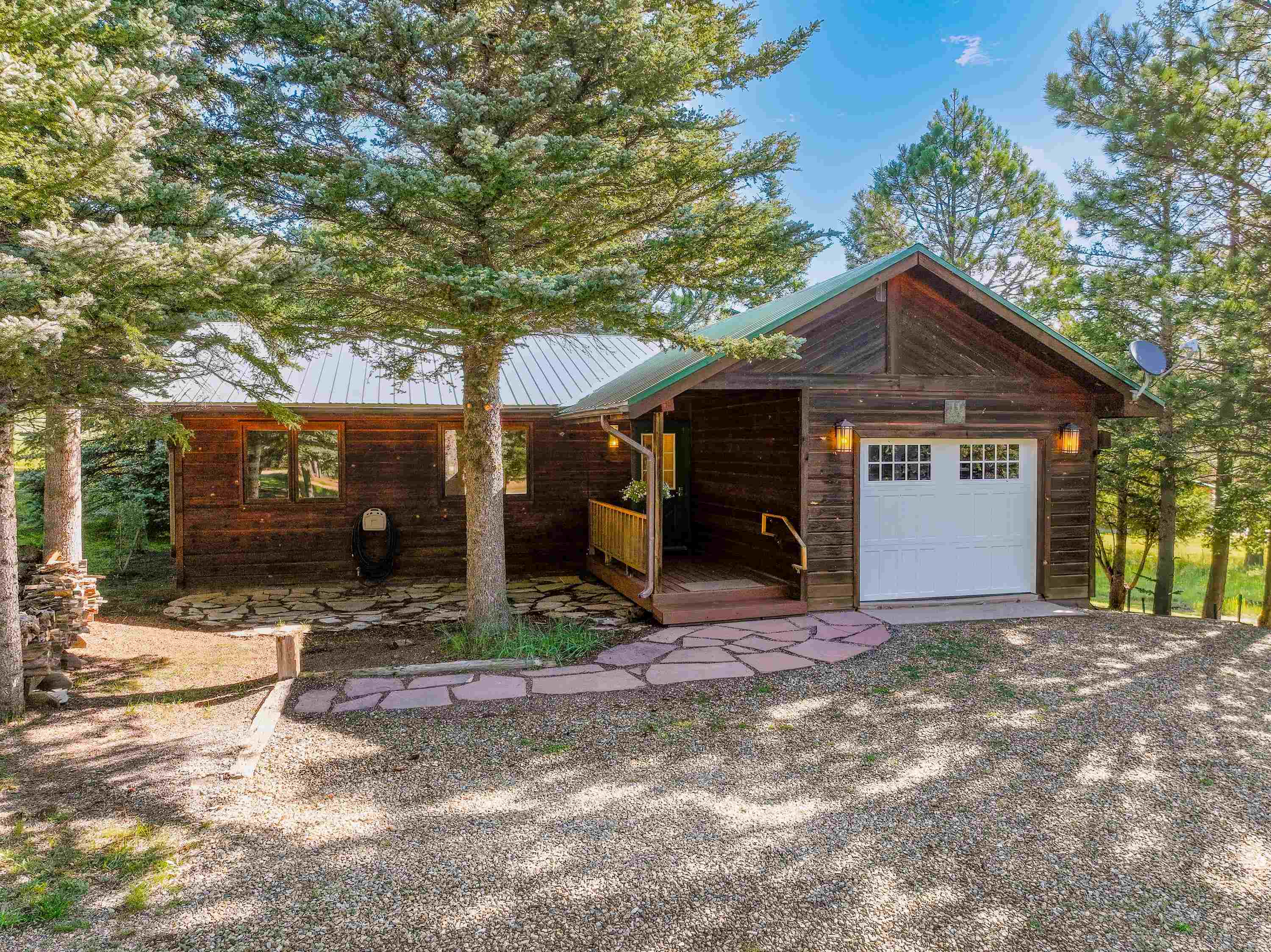 Angel Fire, New Mexico 87710, United States, 3 Bedrooms Bedrooms, ,2 BathroomsBathrooms,Residential,Pending,205881