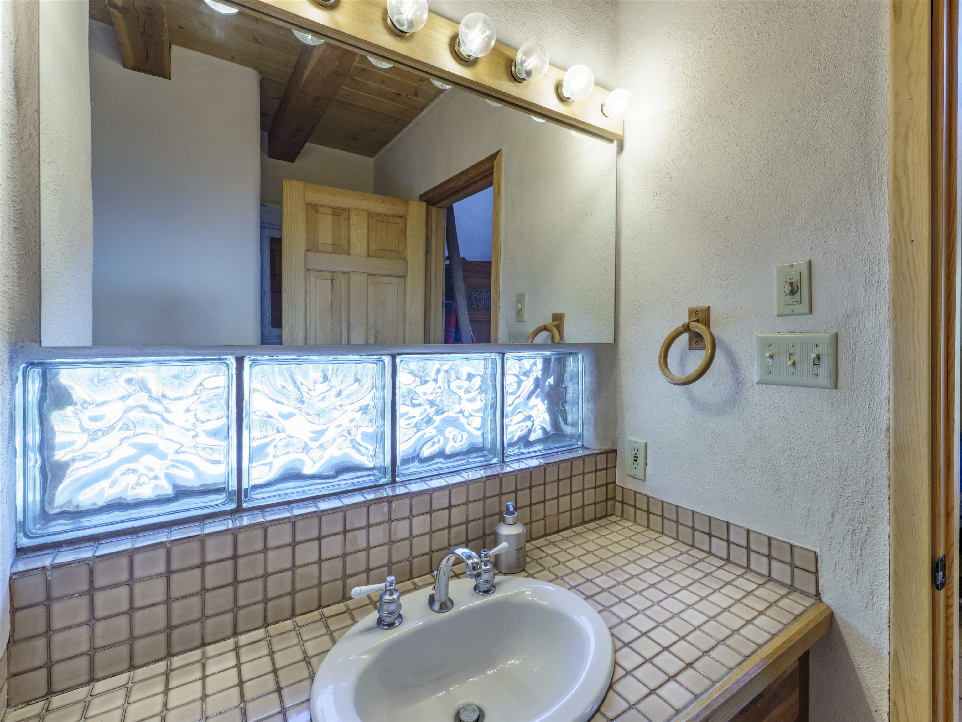 4 Lavender Road, Ranchos de Taos, New Mexico image 20
