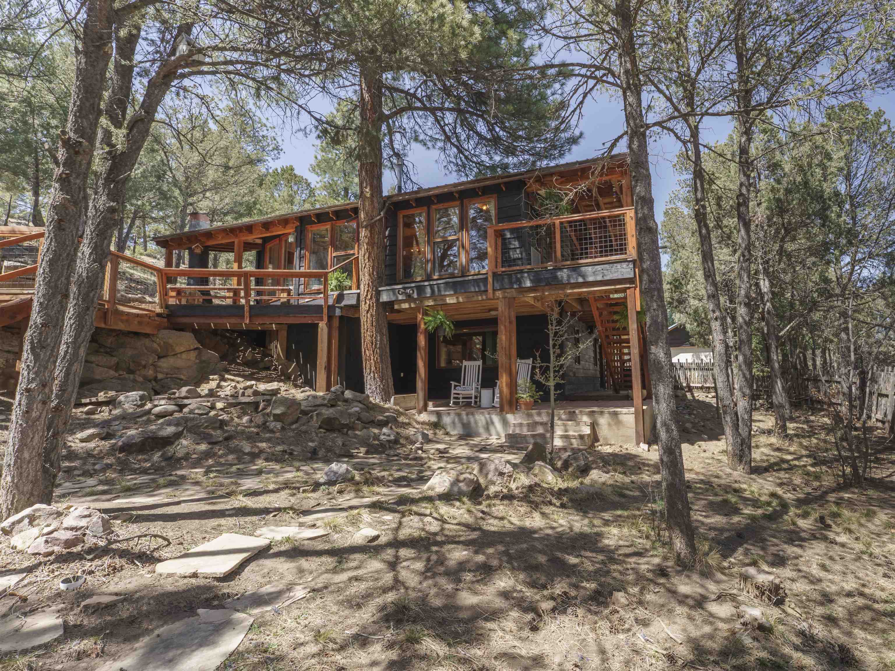 4 Lavender Road, Ranchos de Taos, New Mexico image 1