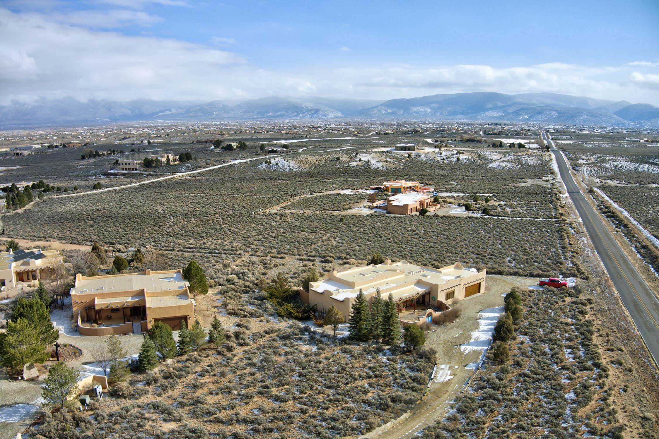 359 Los Cordovas Rd, Ranchos de Taos, New Mexico image 30