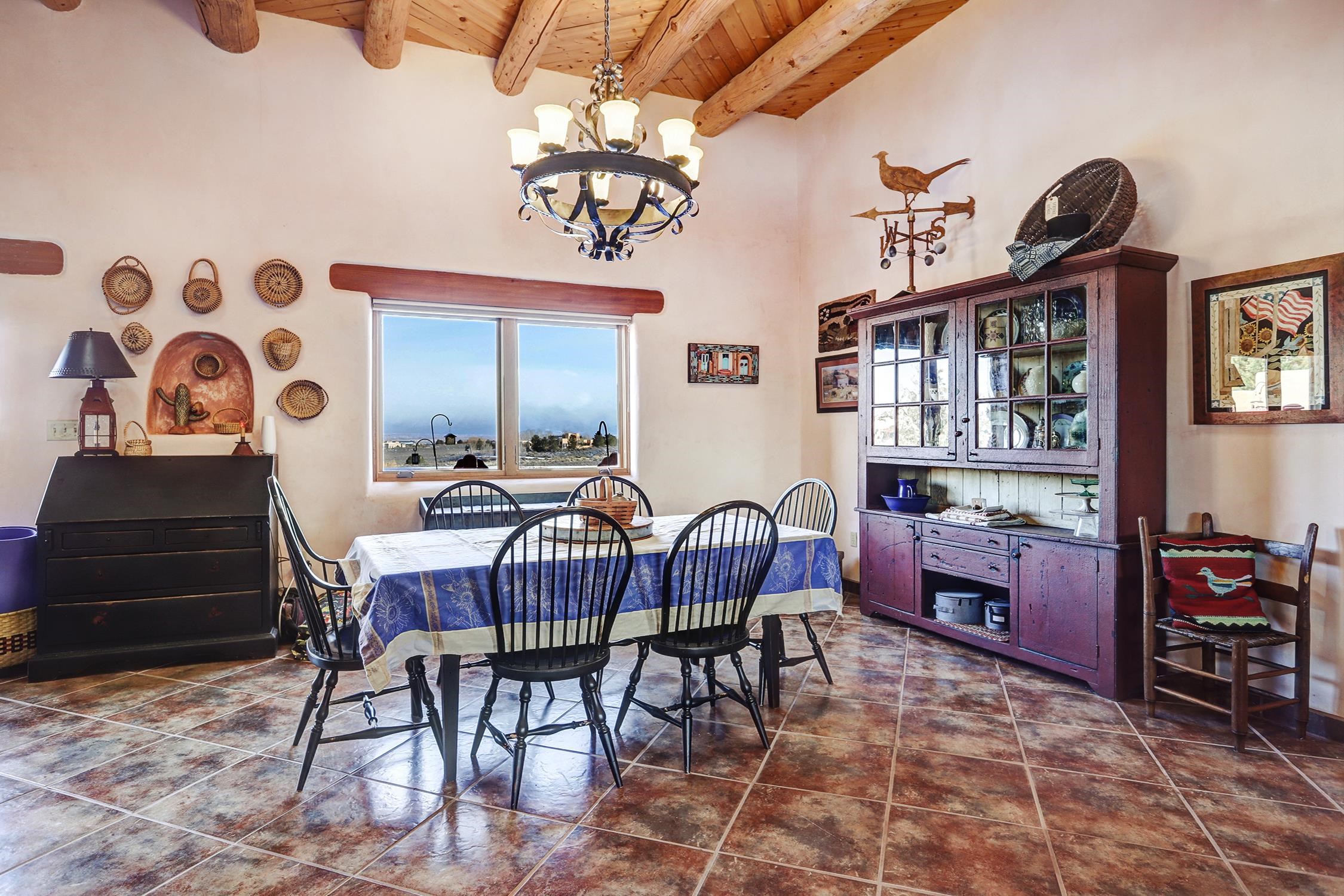 359 Los Cordovas Rd, Ranchos de Taos, New Mexico image 11