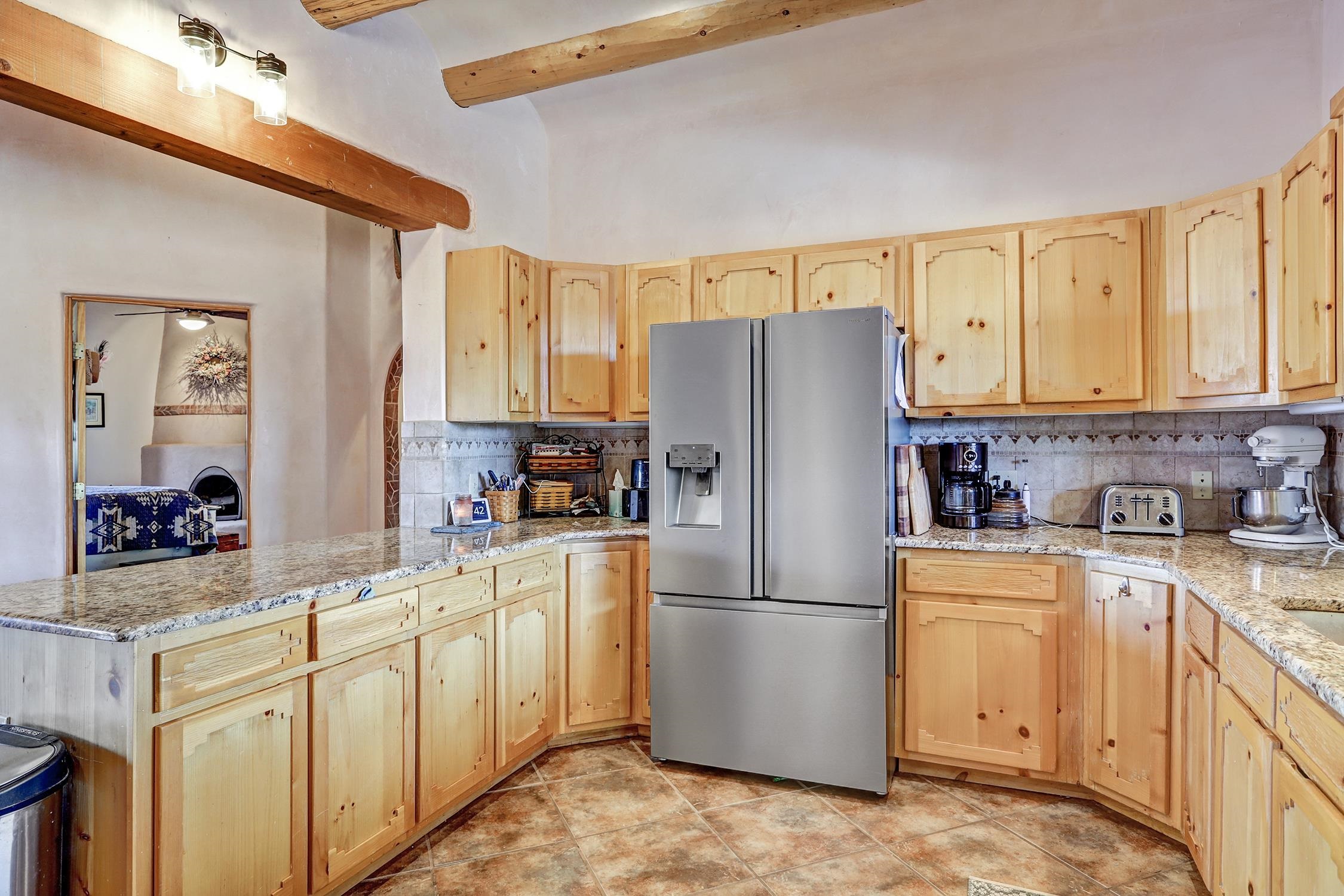 359 Los Cordovas Rd, Ranchos de Taos, New Mexico image 8