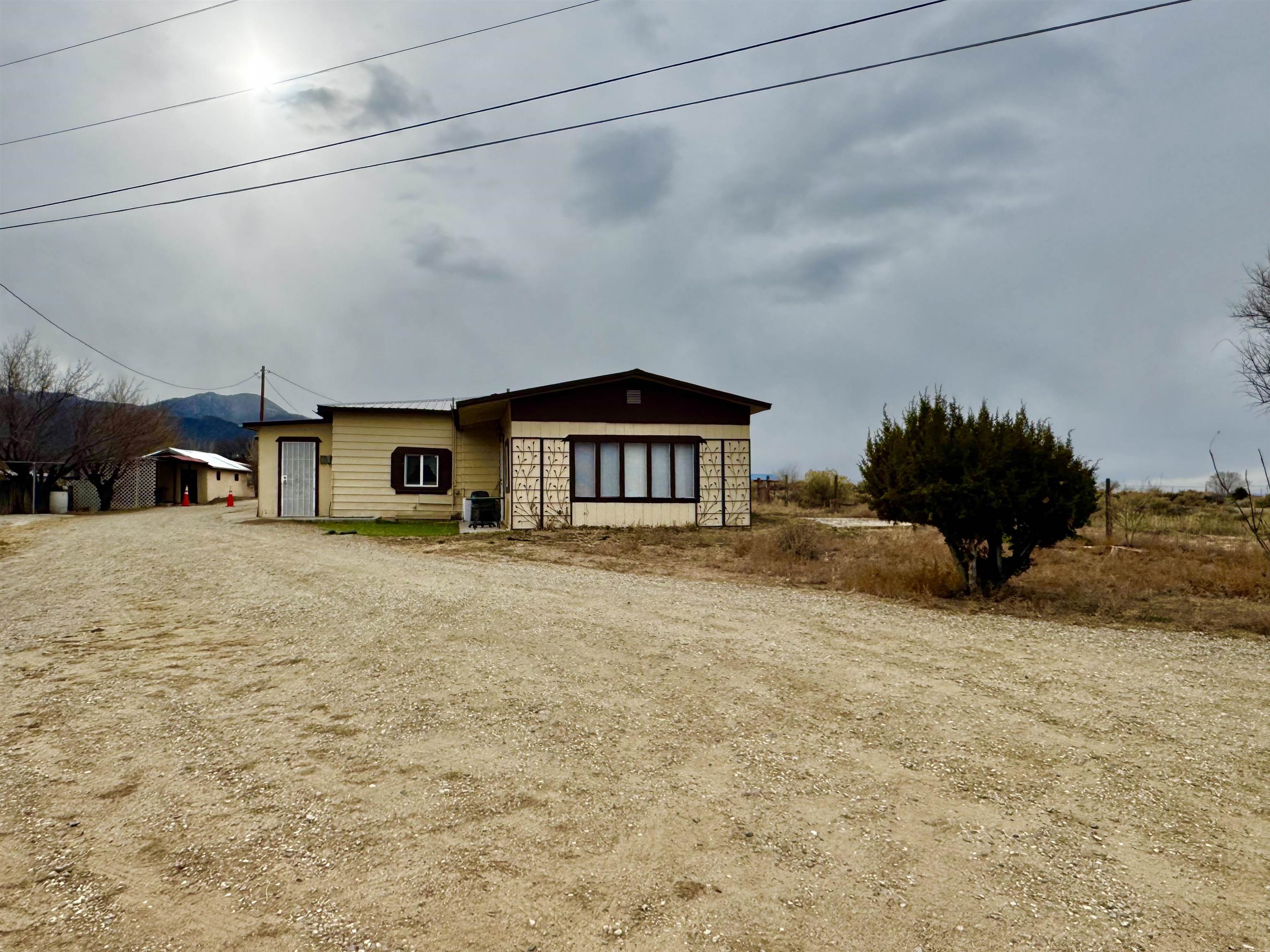 125 State Road 382, Ranchos de Taos, New Mexico image 4