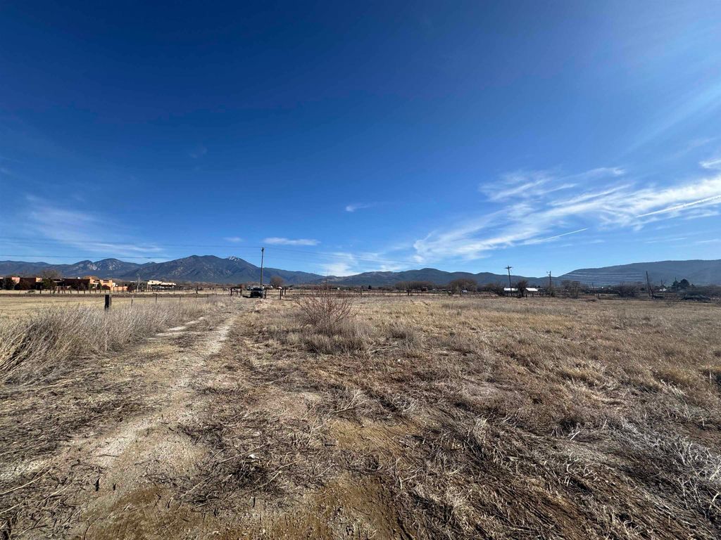 Photo of TBD Callejon Rd, Taos, NM 87571 (MLS # 114566)