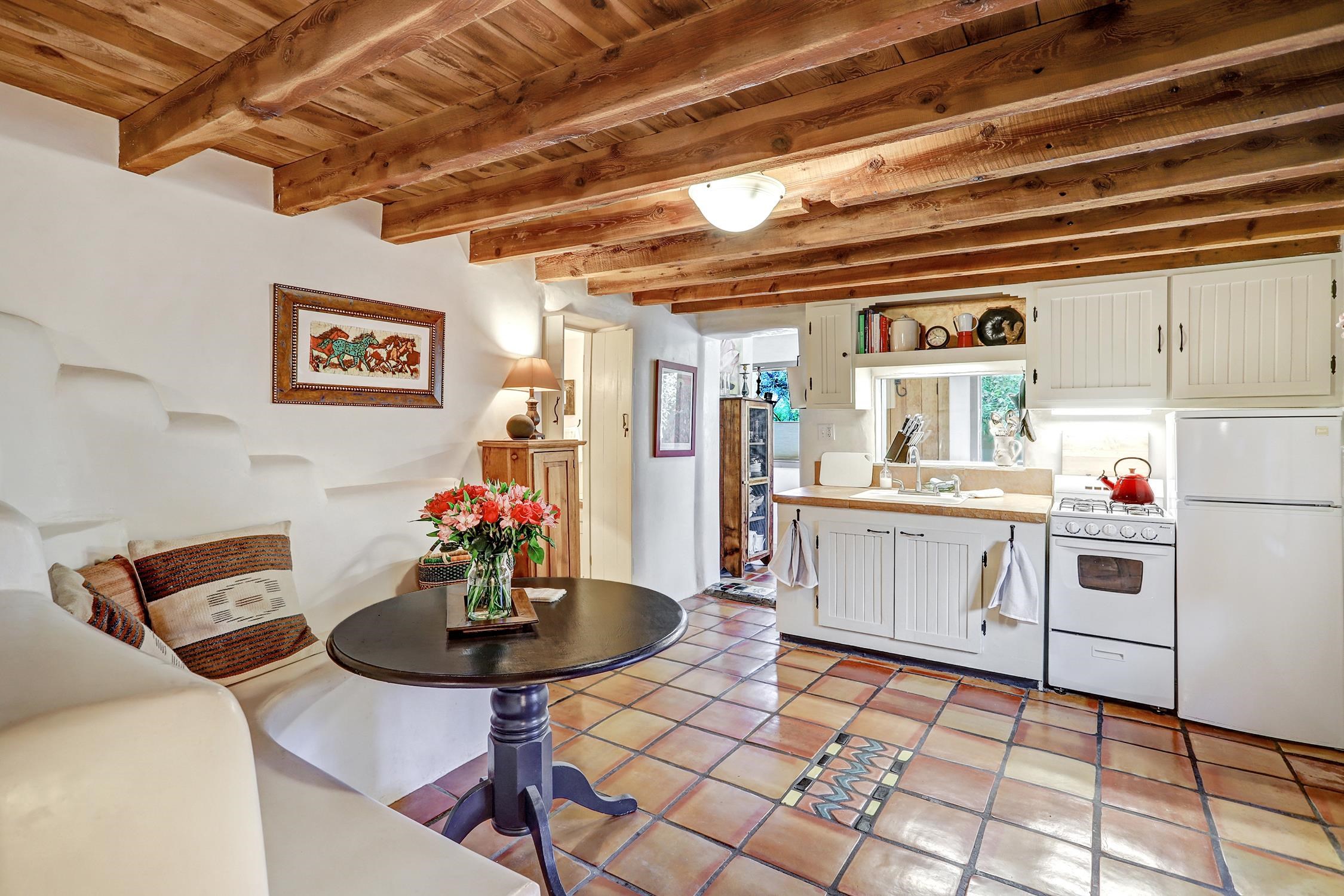 226 Morada Ln, Taos, New Mexico image 7