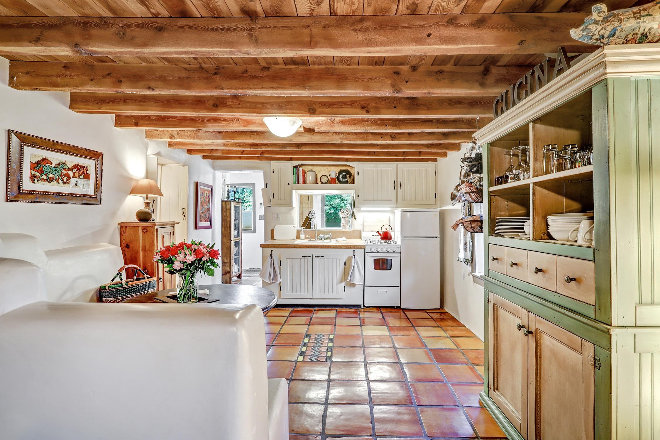 226 Morada Ln, Taos, New Mexico image 6