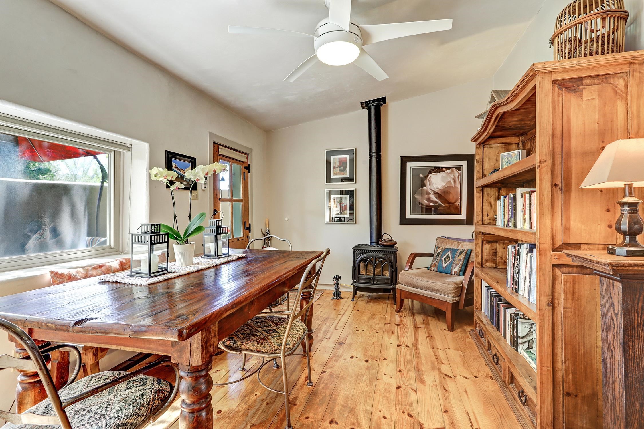 226 Morada Ln, Taos, New Mexico image 2