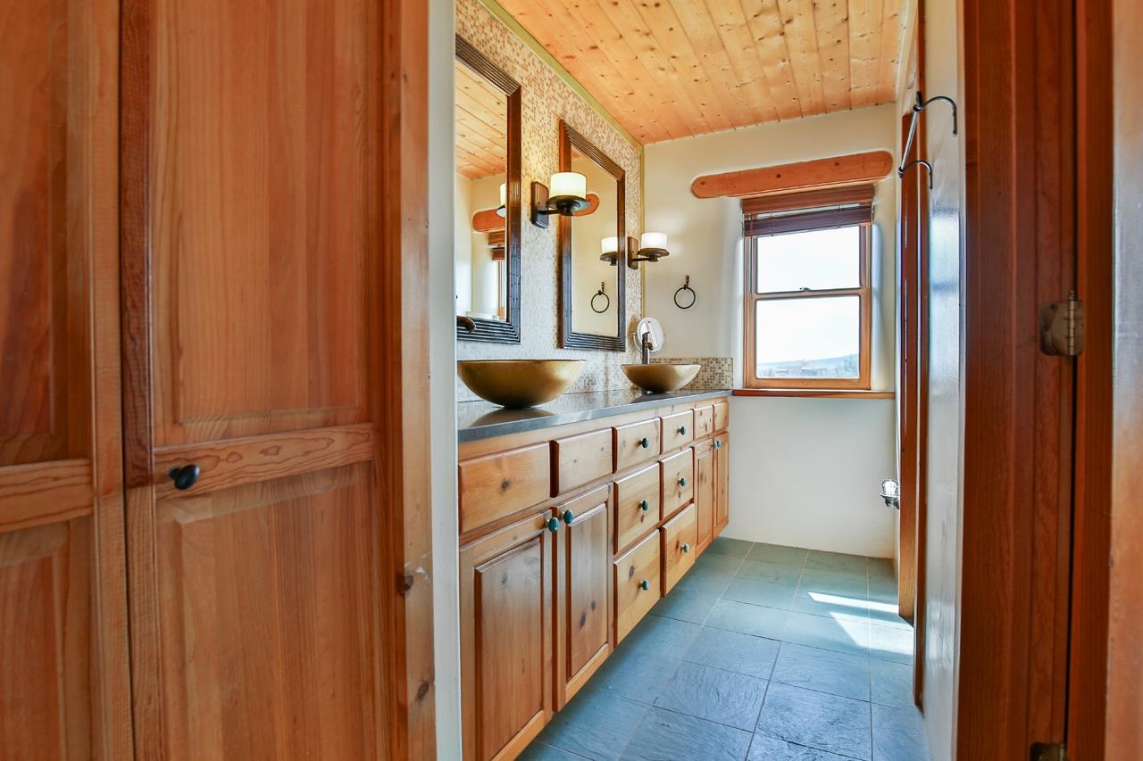 24 Gina Lane, El Prado, New Mexico image 17