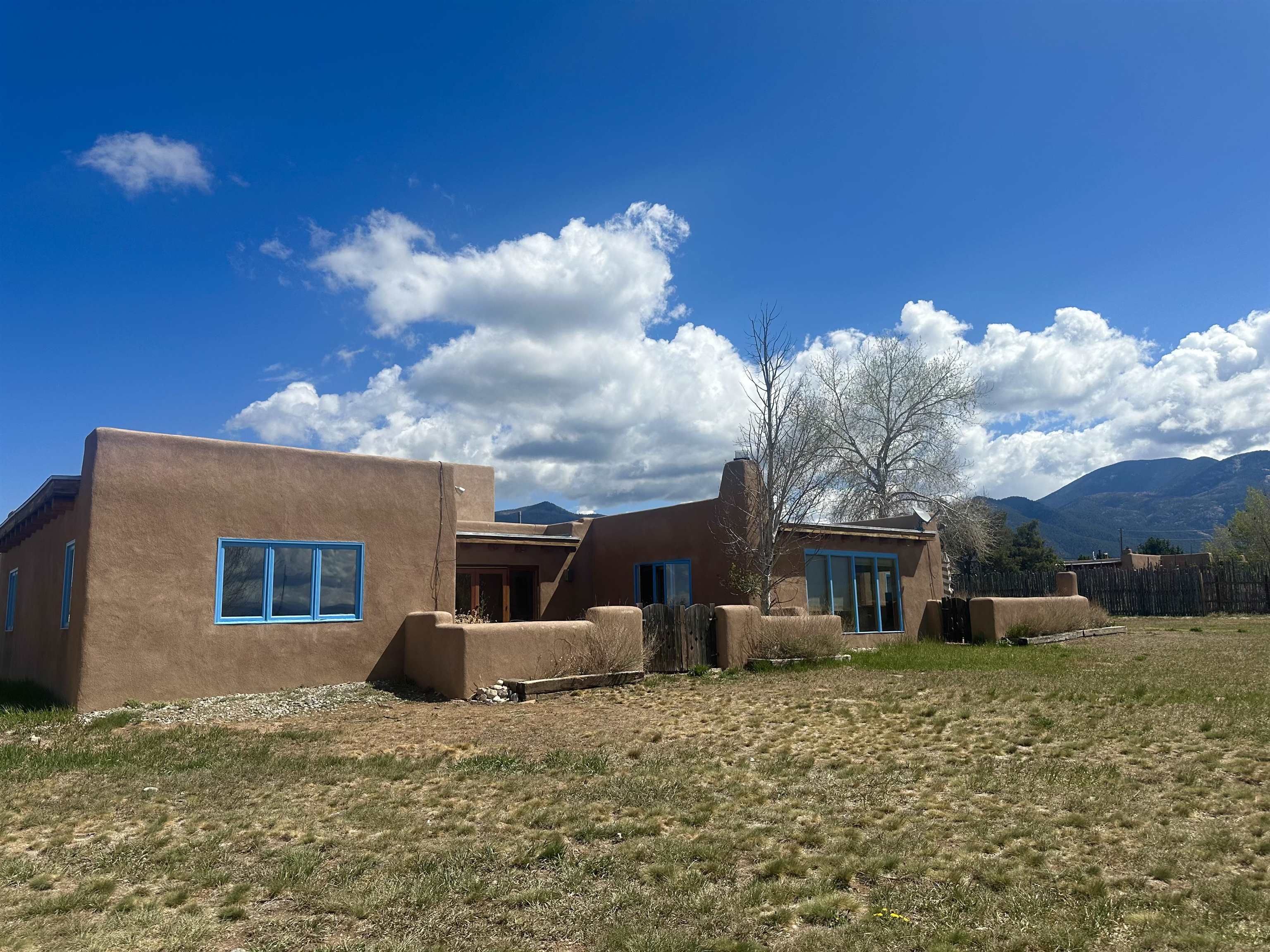 28 Archuleta Rd, Arroyo Seco, New Mexico image 1