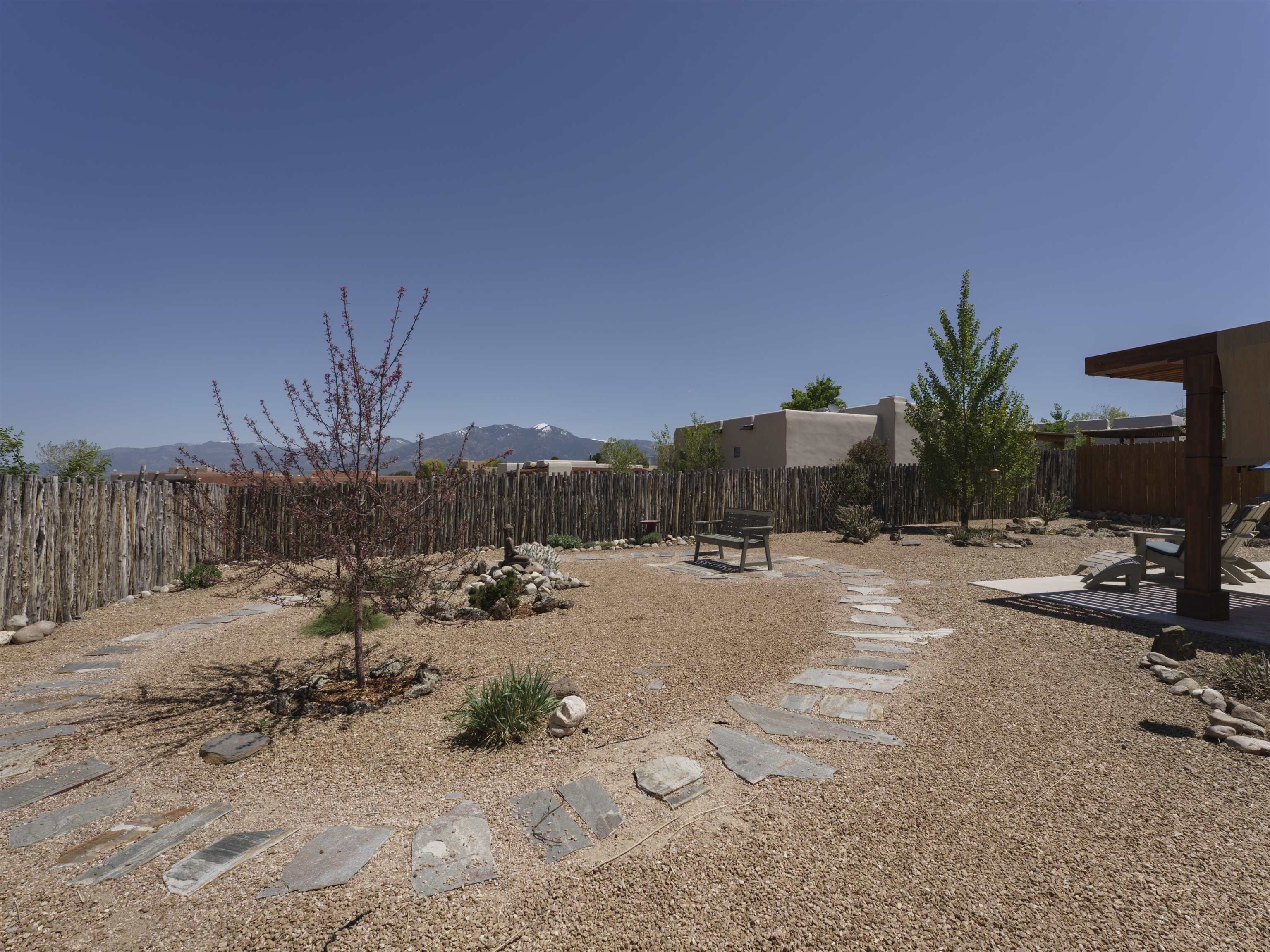 211 Las Olas Dr, Taos, New Mexico image 35