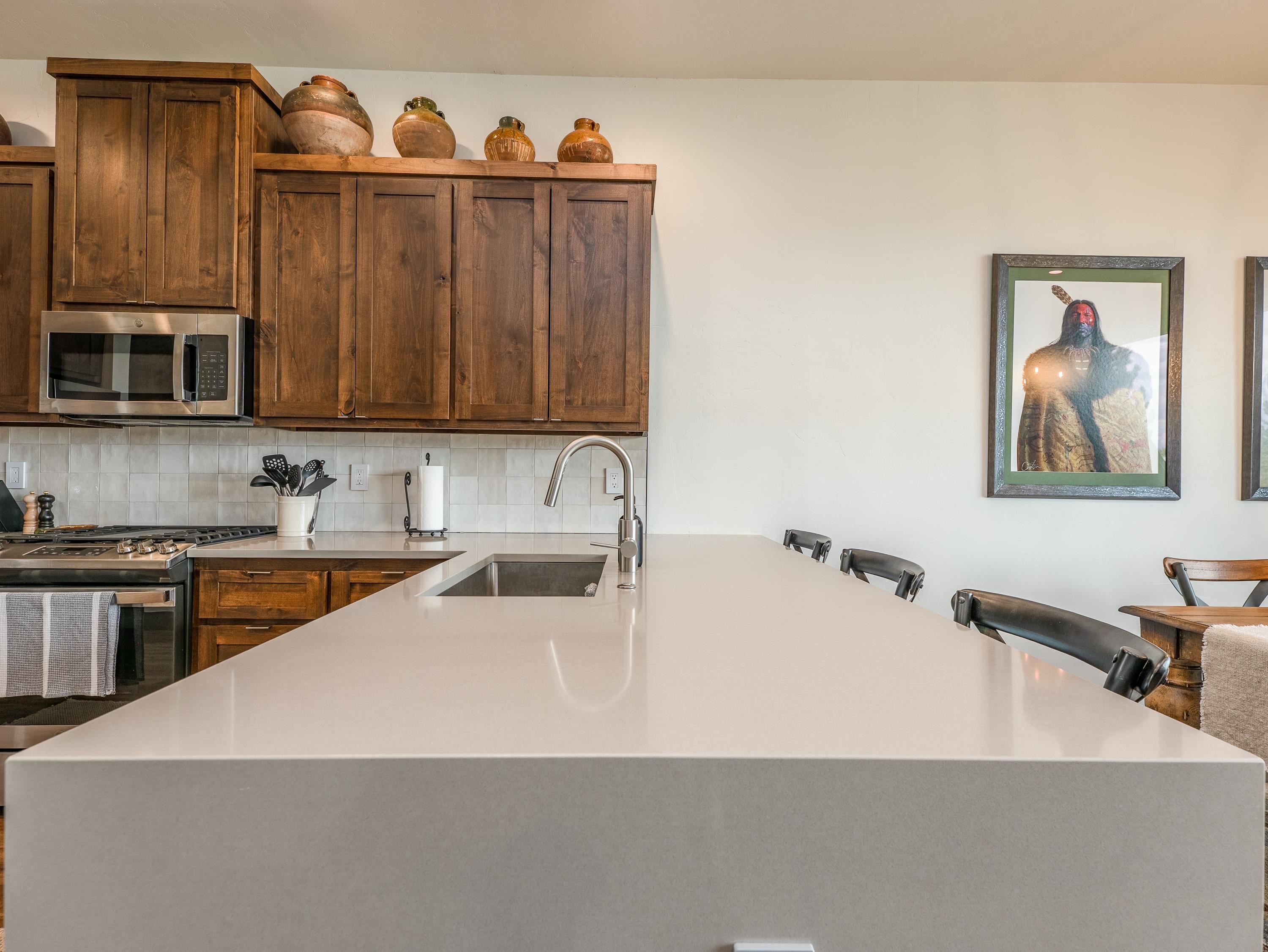 Angel Fire, New Mexico 87710, United States, 4 Bedrooms Bedrooms, ,5 BathroomsBathrooms,Residential,Active,186886