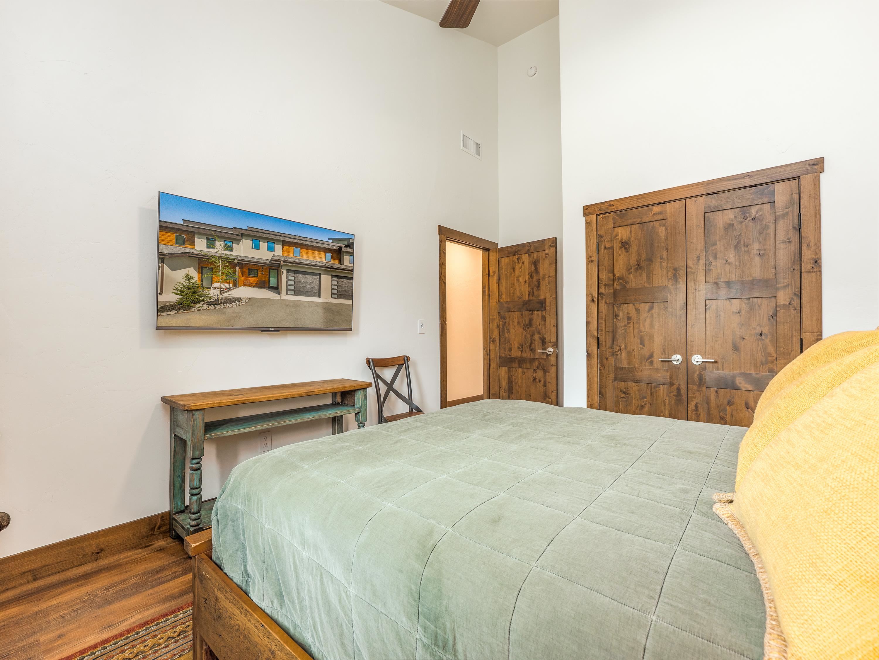 Angel Fire, New Mexico 87710, United States, 4 Bedrooms Bedrooms, ,5 BathroomsBathrooms,Residential,Active,186886