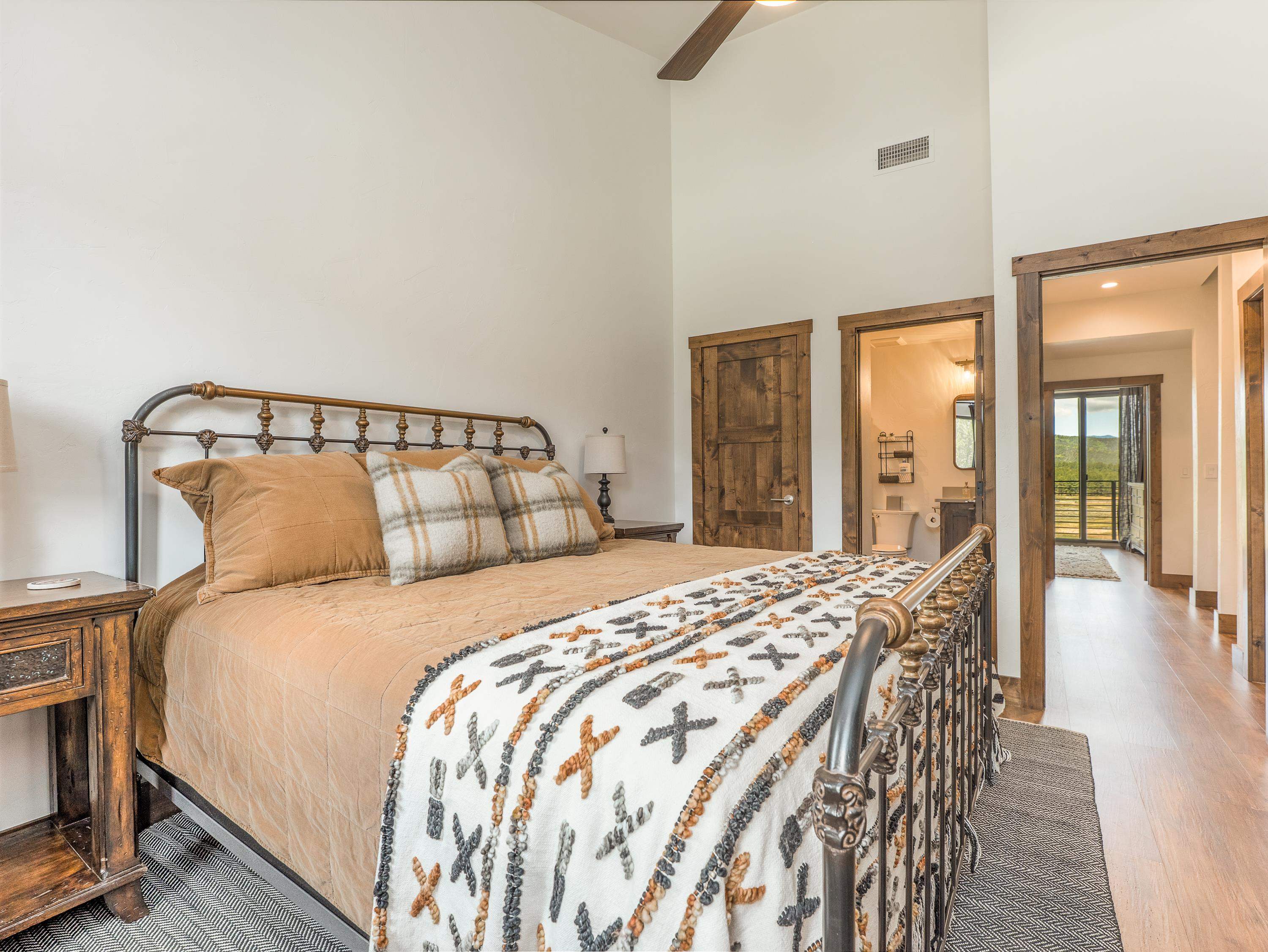 Angel Fire, New Mexico 87710, United States, 4 Bedrooms Bedrooms, ,5 BathroomsBathrooms,Residential,Active,186886