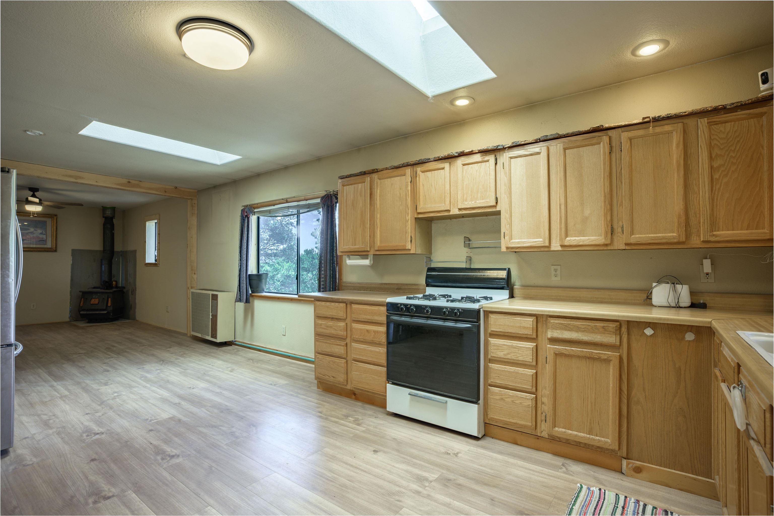 38645 Us Highway 285, Tres Piedras, New Mexico image 2