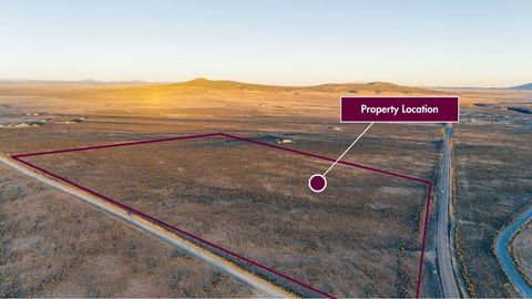 Photo of Tract D2 Off HWY 64 West, Taos, NM 87571 (MLS # 114385)