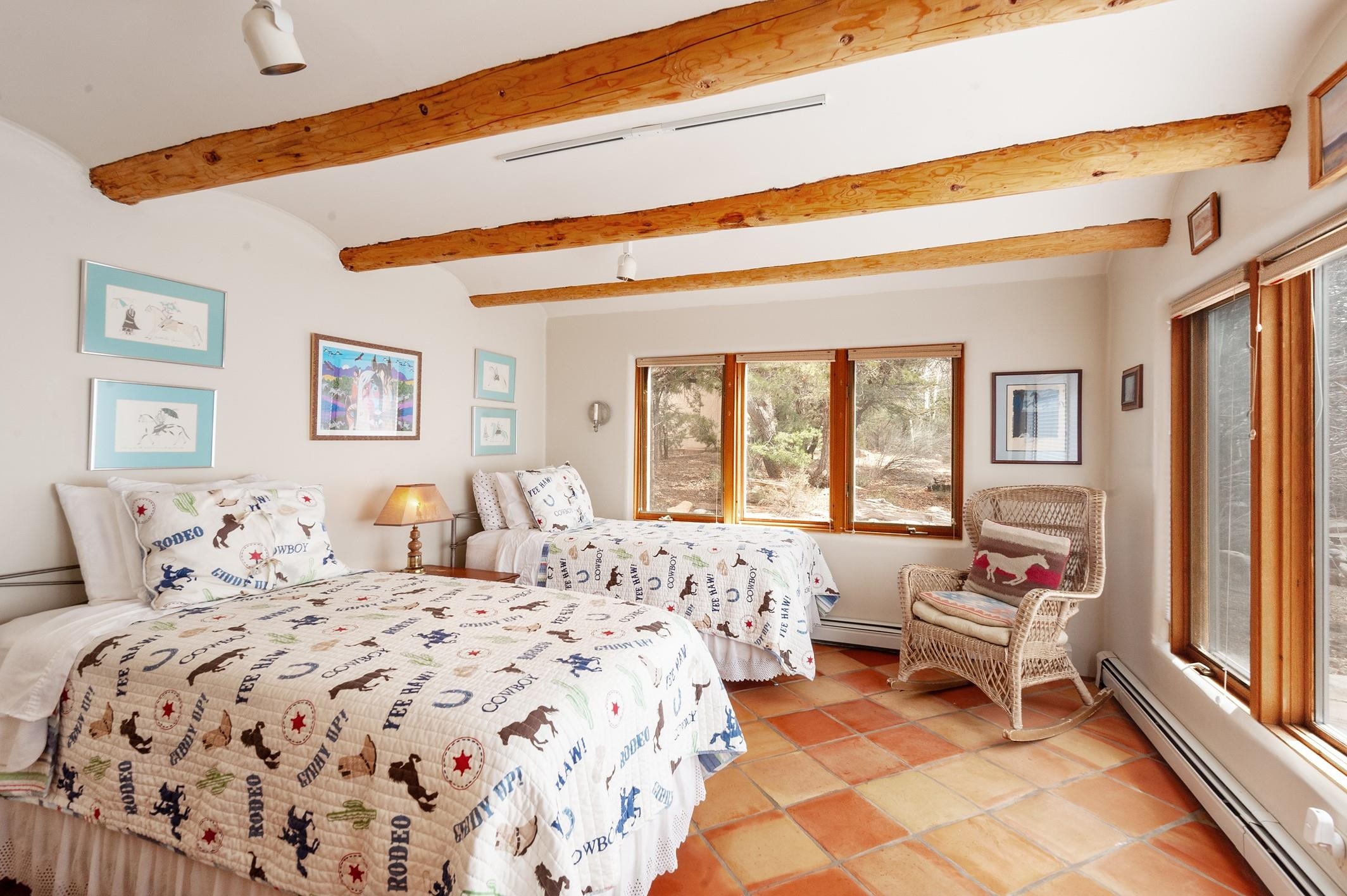 635 Don Nicolas Road, Taos, New Mexico image 24