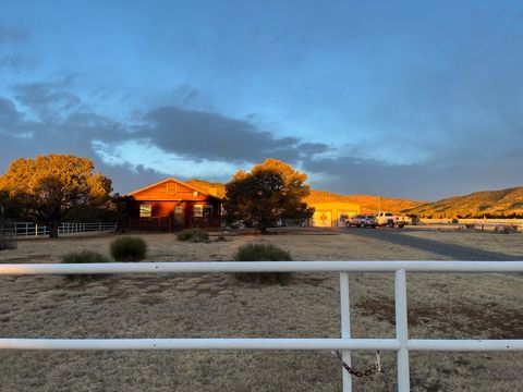 Homes For Sale - 161 Lambert Hills Blvd<br/> Colfax County, Cimarron, NM 87714