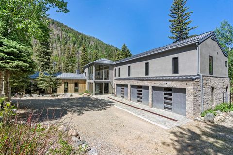 5 O E Pattison Loop Taos Ski Valley NM 87525