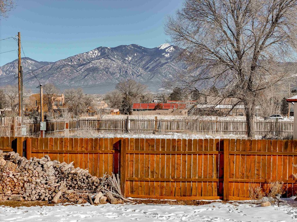 Photo of 10 Medina Ln, Ranchos de Taos, NM 87557 (MLS # 114492)