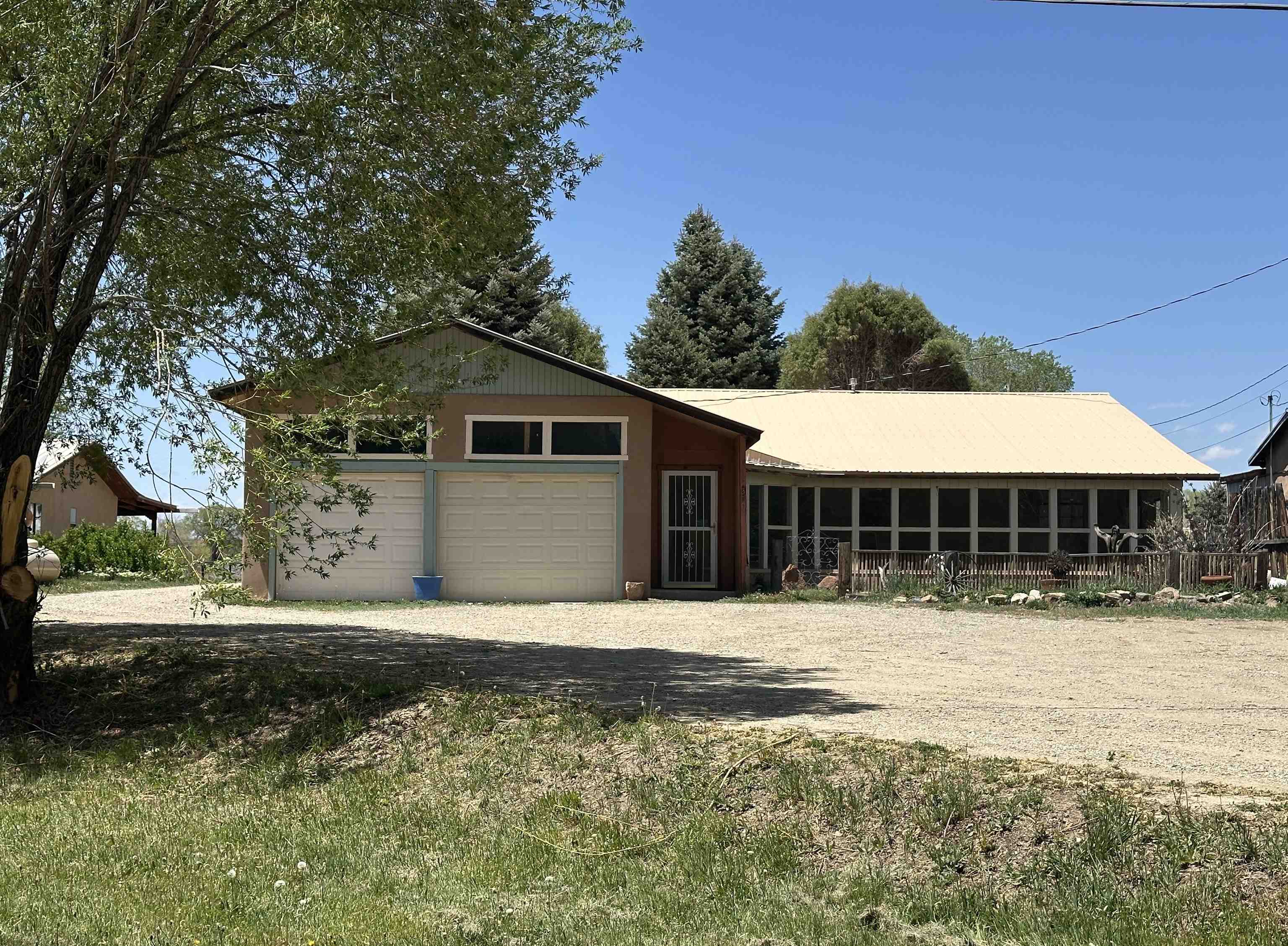310 Rio Lucero Road, El Prado, New Mexico image 3