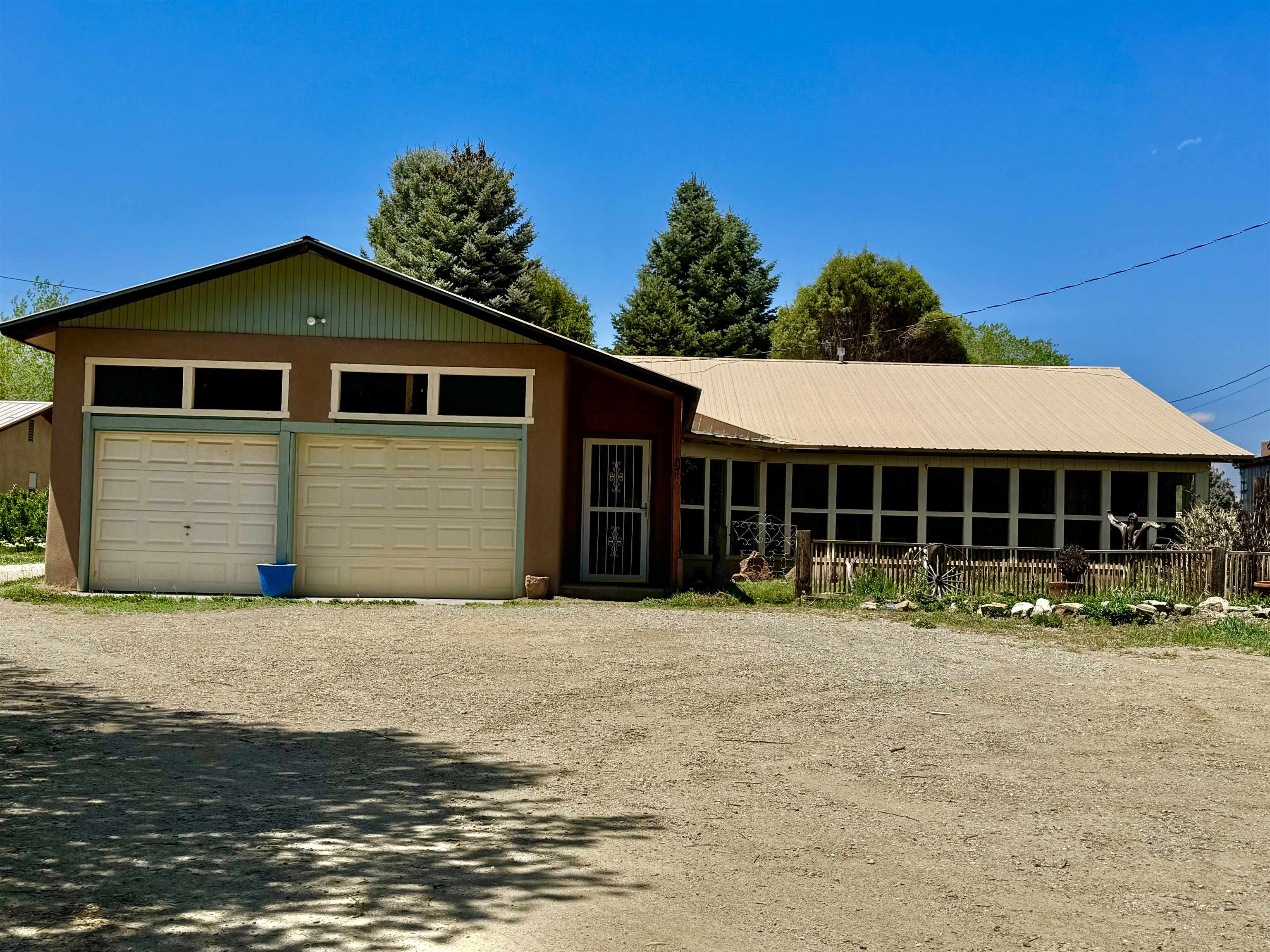 310 Rio Lucero Road, El Prado, New Mexico image 1