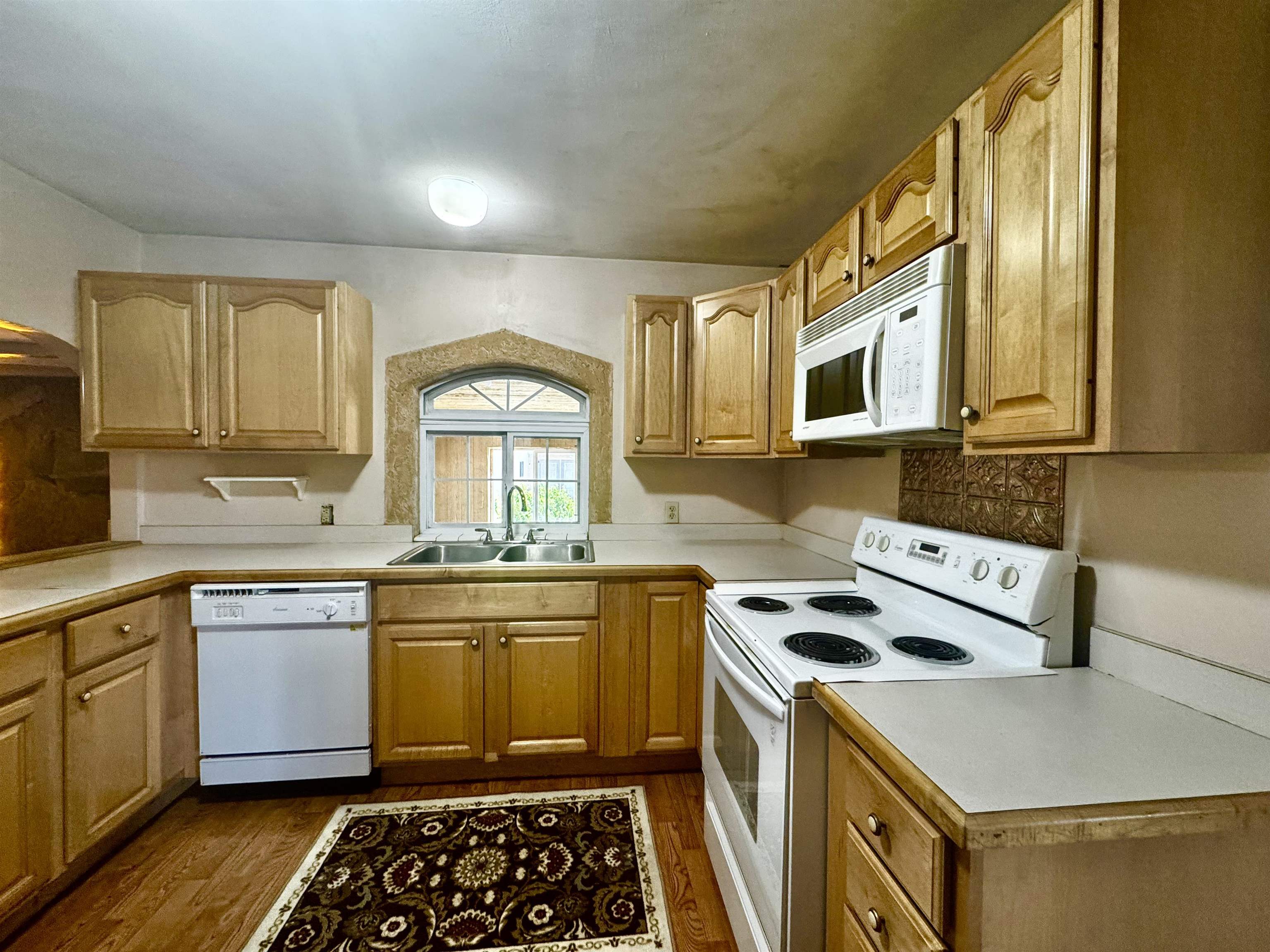 310 Rio Lucero Road, El Prado, New Mexico image 14