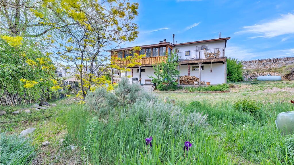 Photo of 14197 Sr 75, Penasco, NM 87553 (MLS # 114585)