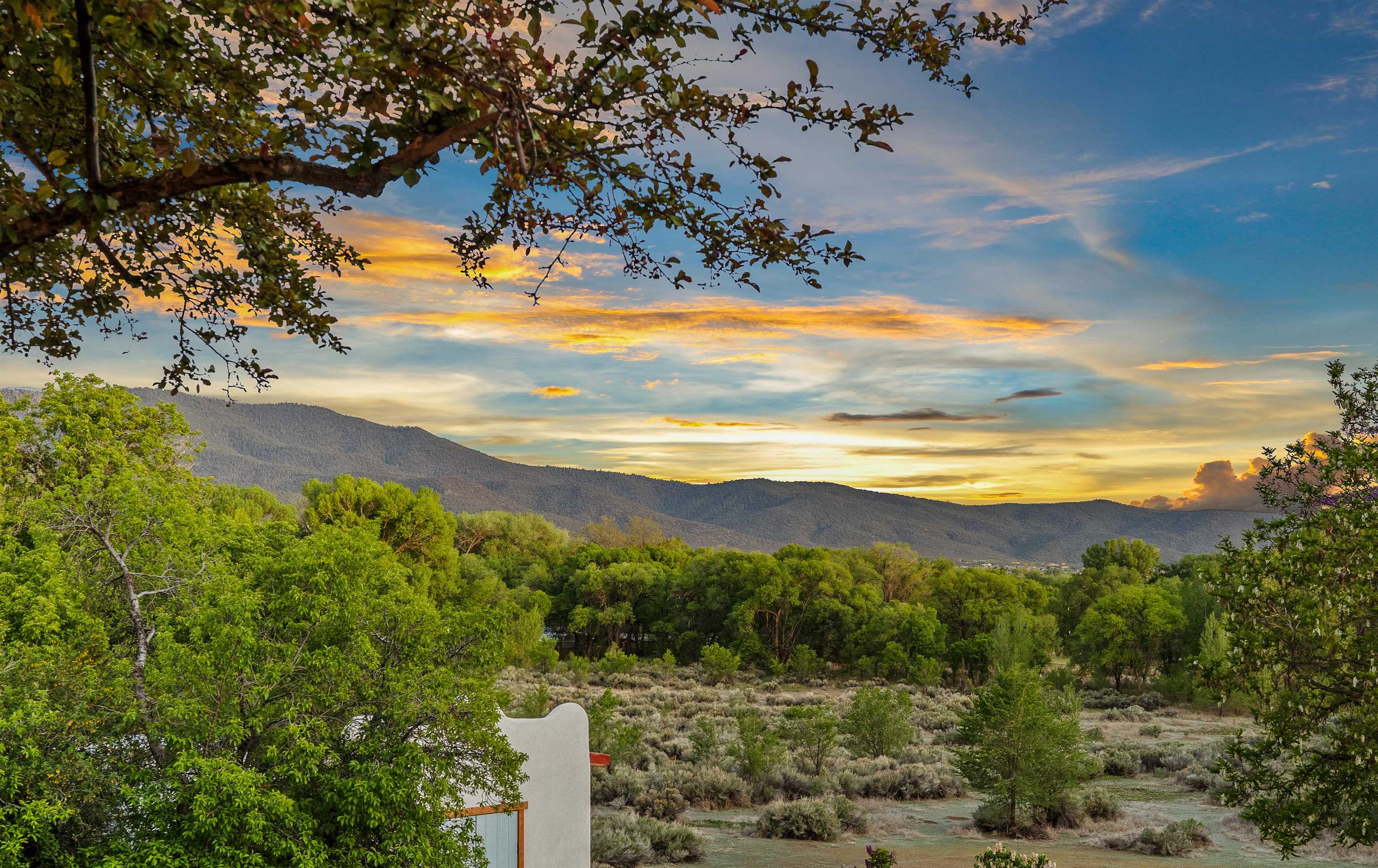 115 Quesnel St, Taos, New Mexico image 30