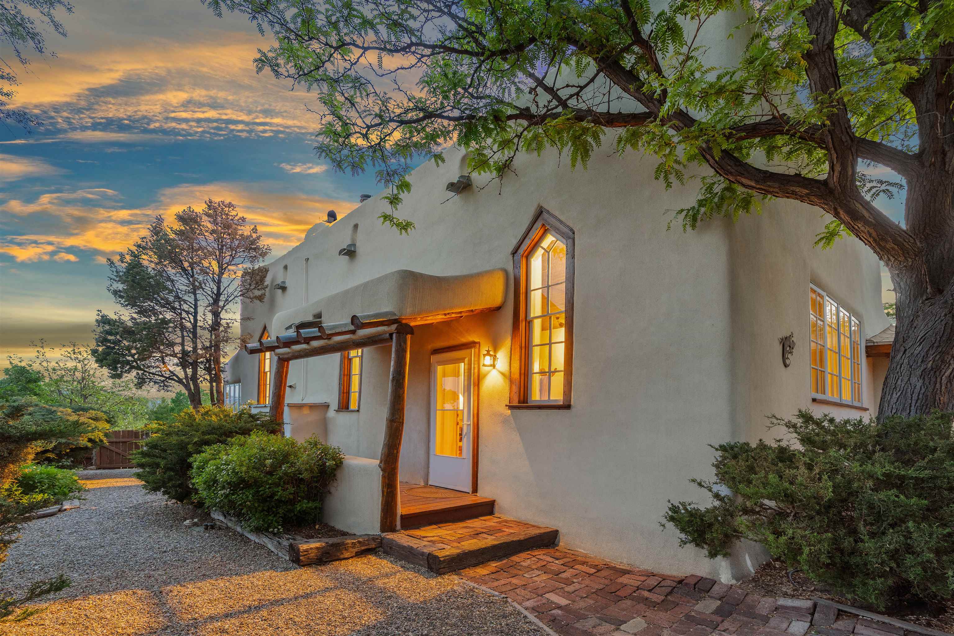115 Quesnel St, Taos, New Mexico image 39