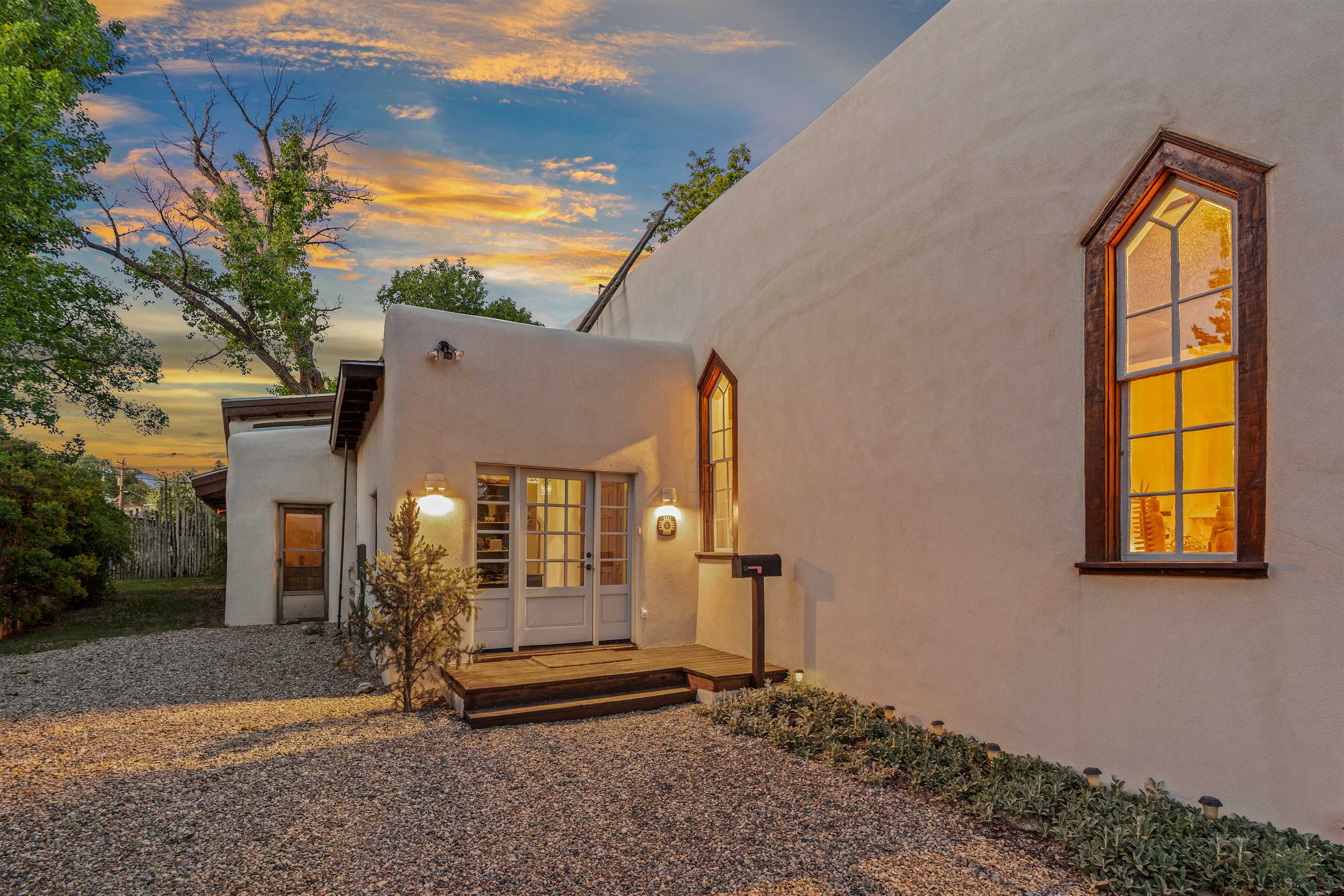 115 Quesnel St, Taos, New Mexico image 45