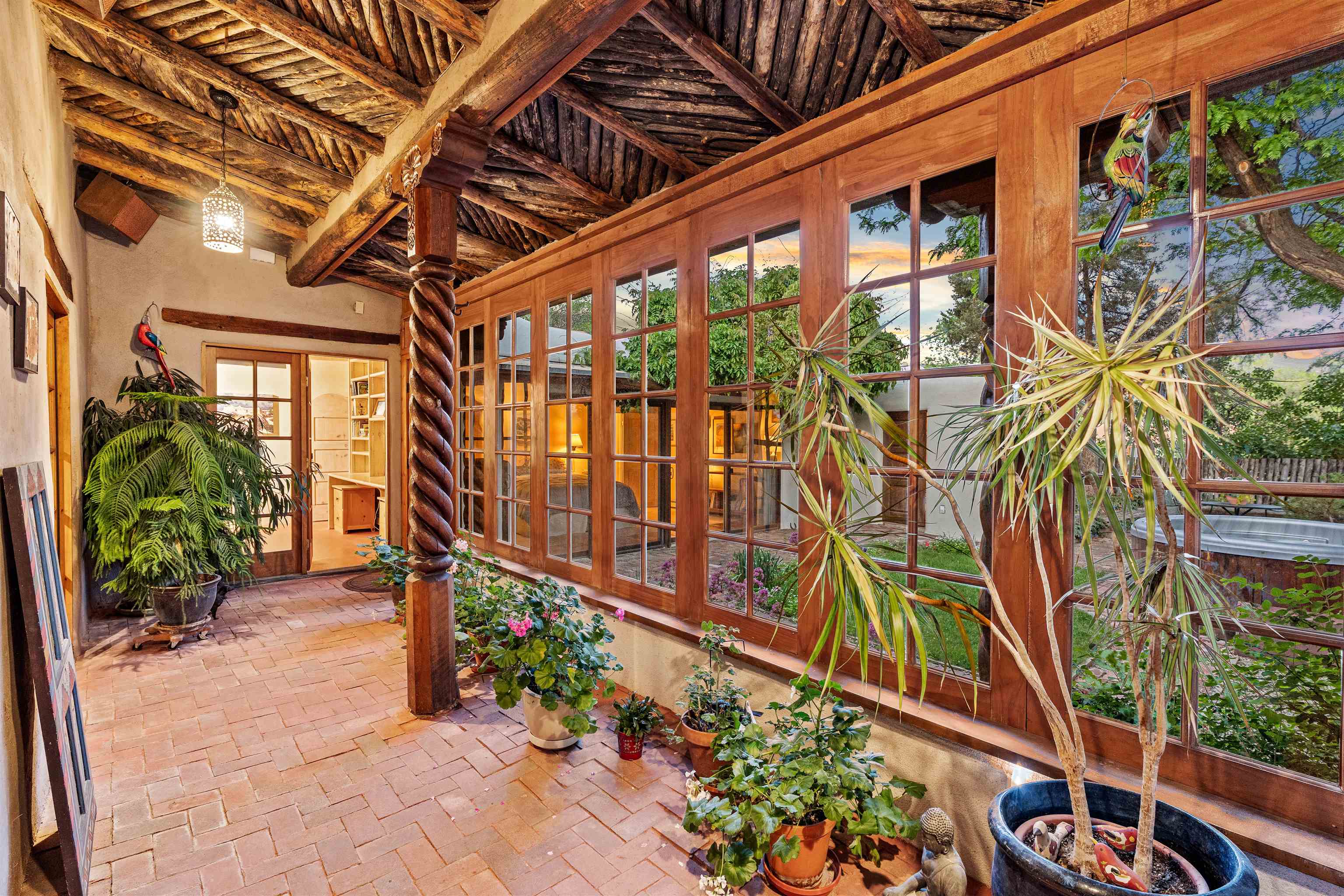 115 Quesnel St, Taos, New Mexico image 33
