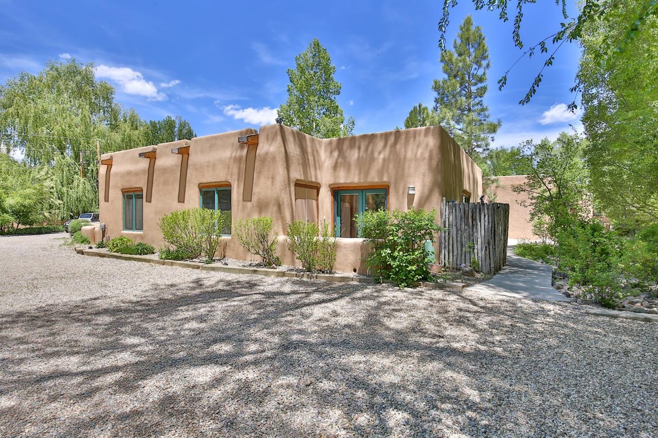404 Dolan Street Unit D St #D, Taos, New Mexico image 1