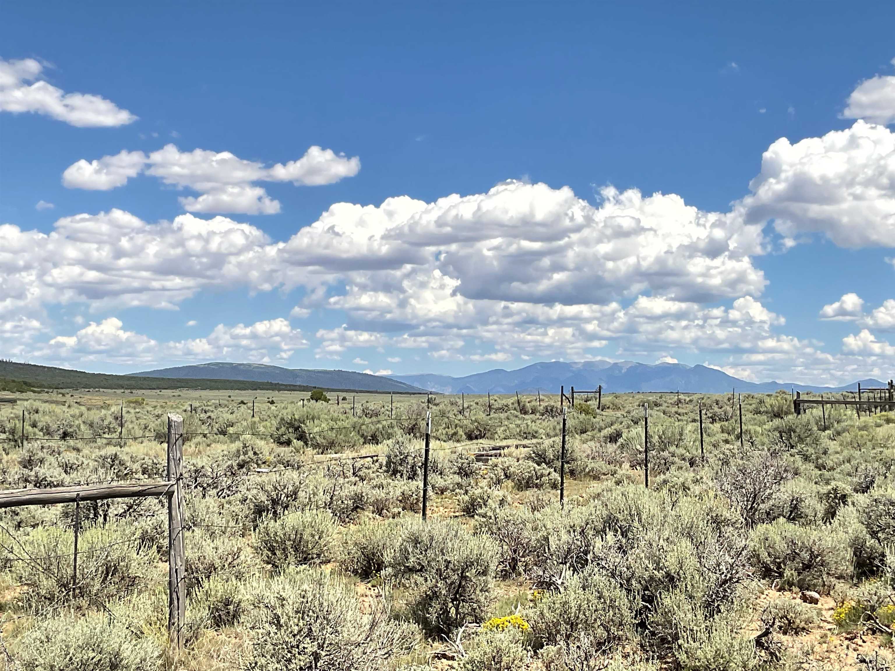 Off Hwy 285, Tres Piedras, New Mexico image 11