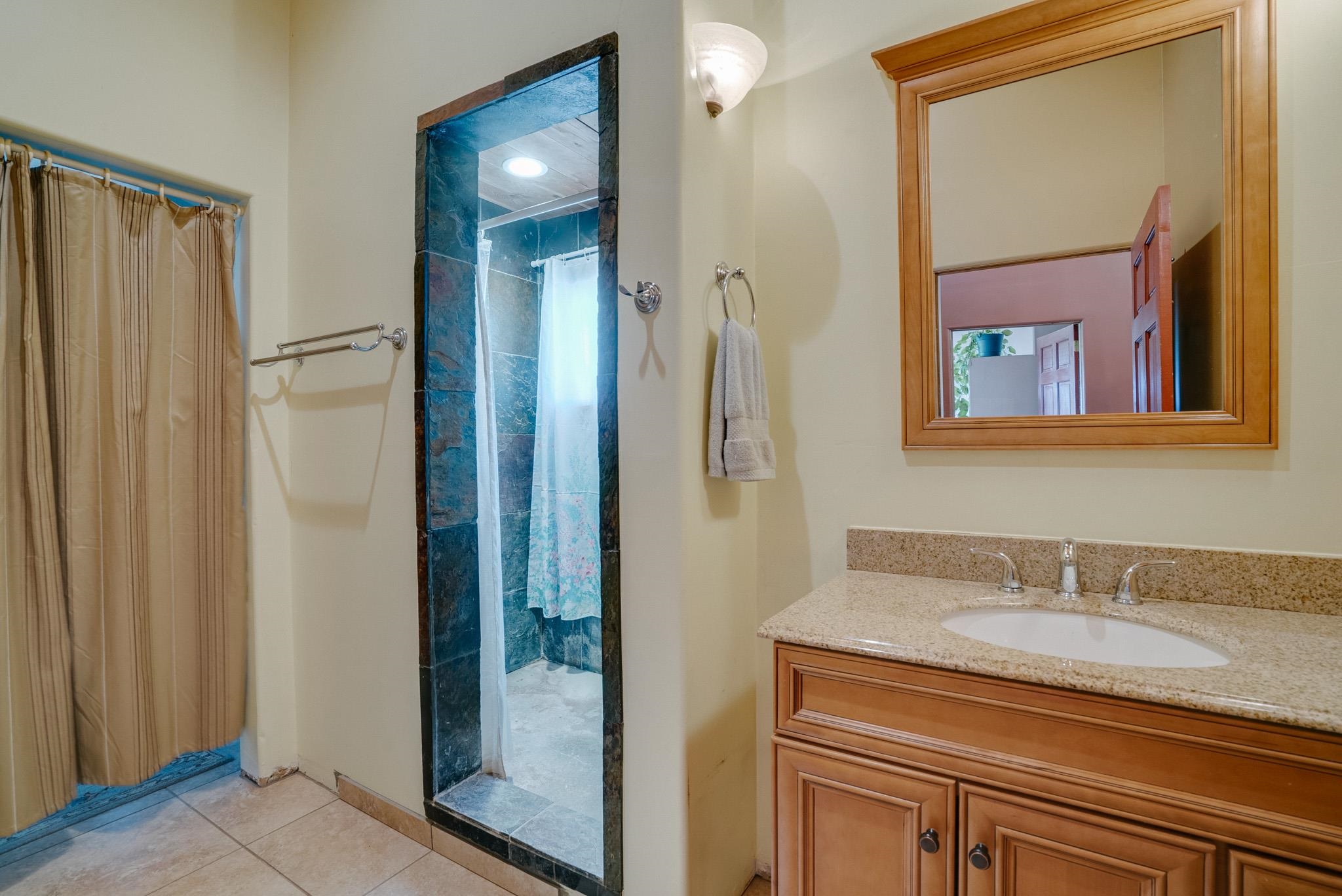43 La Morada Rd, Ranchos de Taos, New Mexico image 18