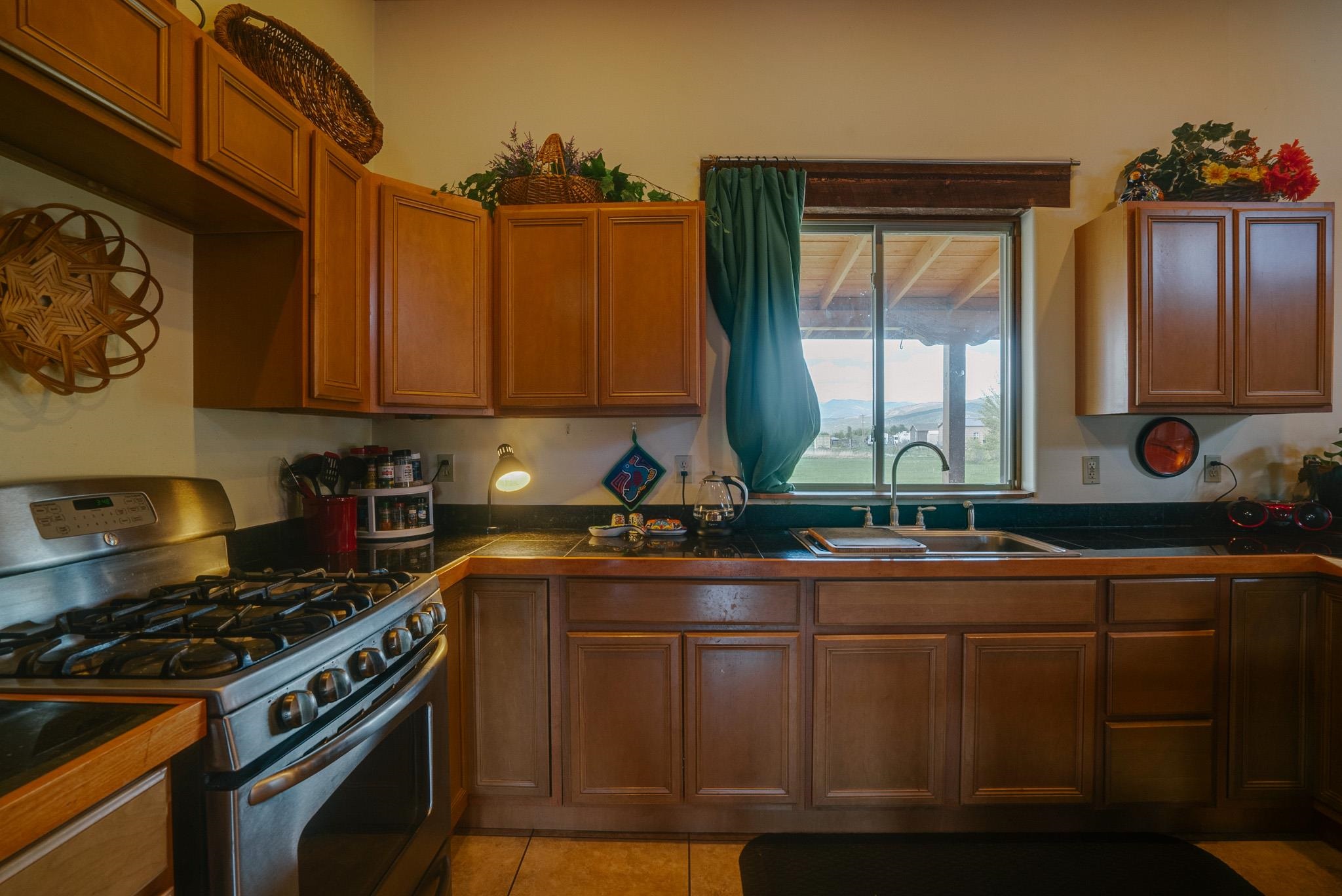 43 La Morada Rd, Ranchos de Taos, New Mexico image 11