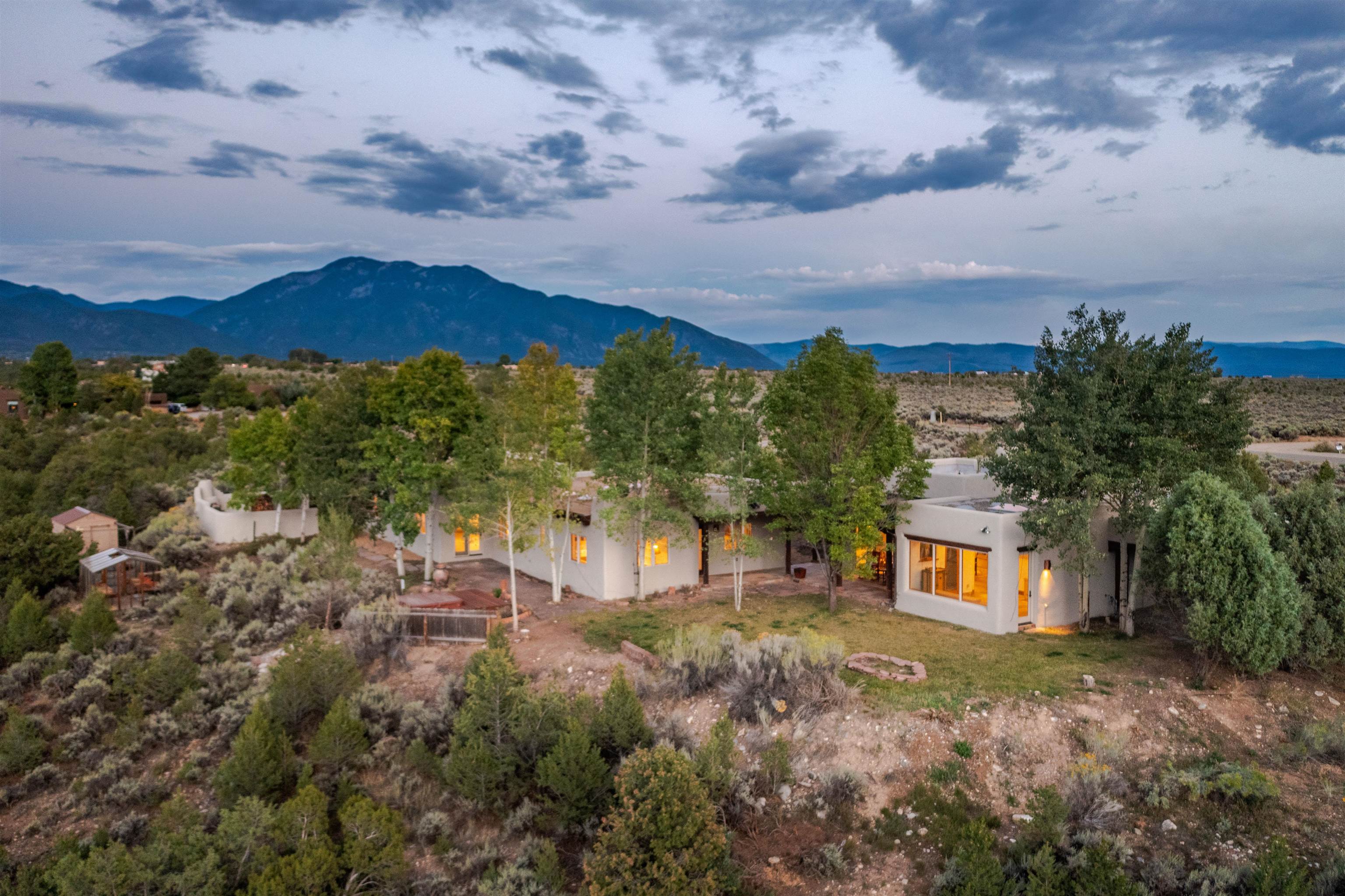 265 Hondo Seco Road, Arroyo Seco, New Mexico image 46